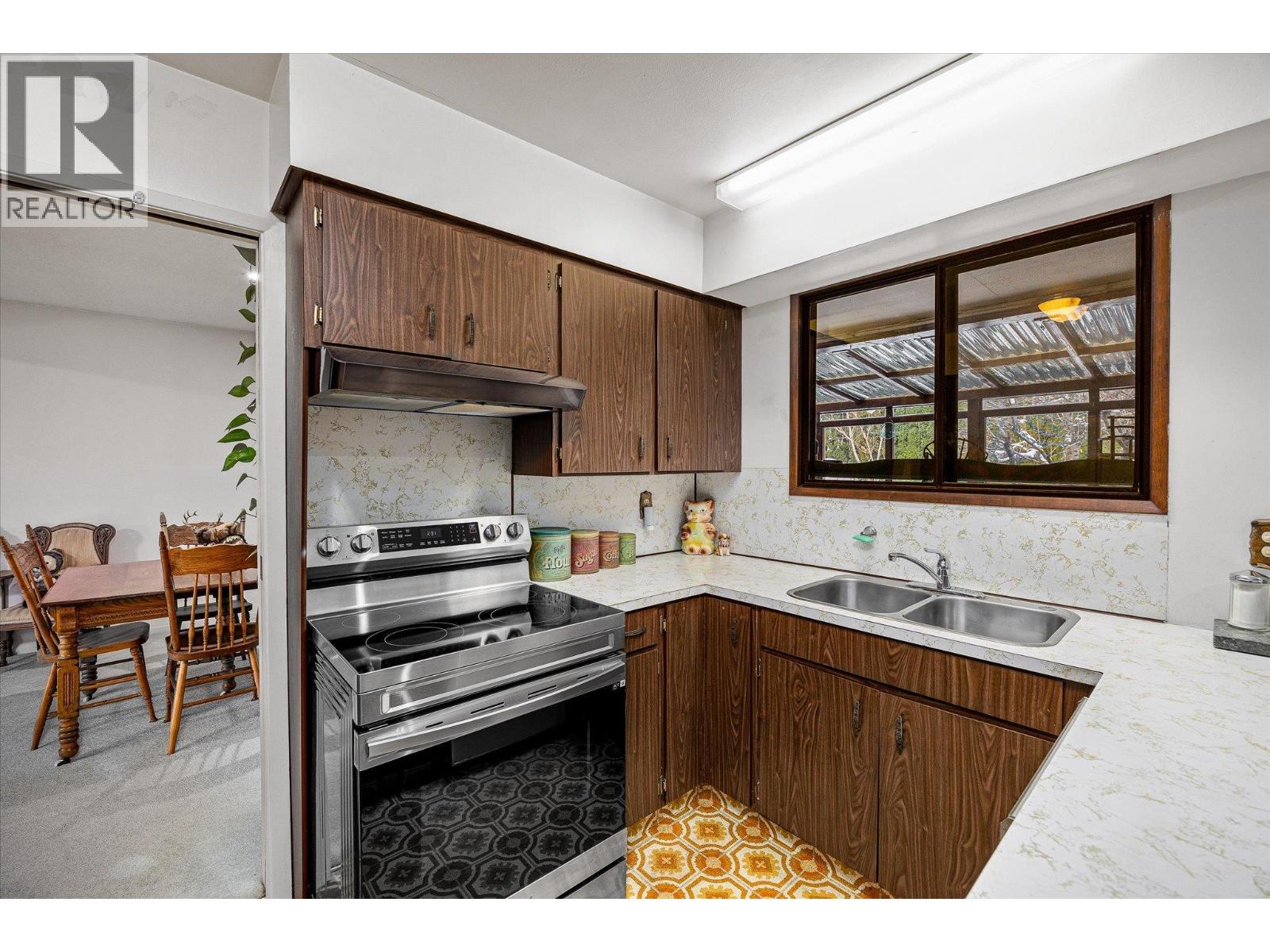 2425 Collingwood Road, West Kelowna, British Columbia  V1Z 3C3 - Photo 18 - 10385535