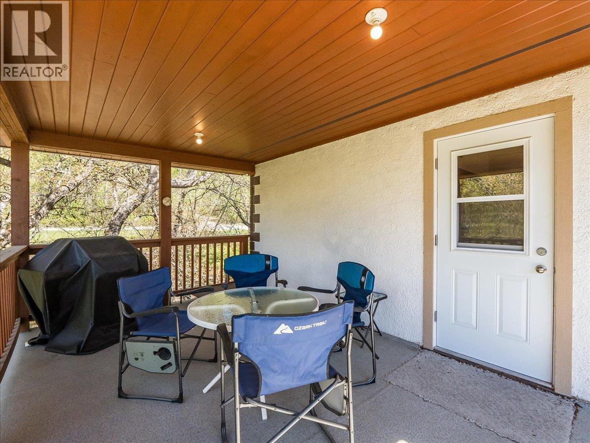 1448 Pass Creek Road, Castlegar, British Columbia  V1N 4S2 - Photo 12 - 10385233