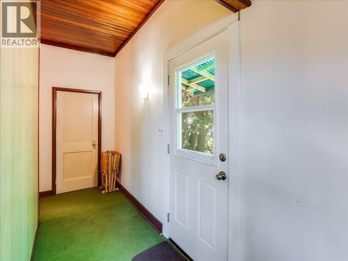 1448 Pass Creek Road, Castlegar, British Columbia  V1N 4S2 - Photo 24 - 10385233
