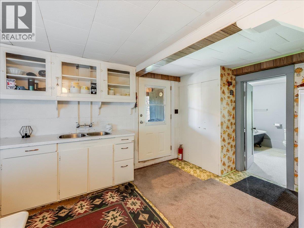 1448 Pass Creek Road, Castlegar, British Columbia  V1N 4S2 - Photo 42 - 10385233