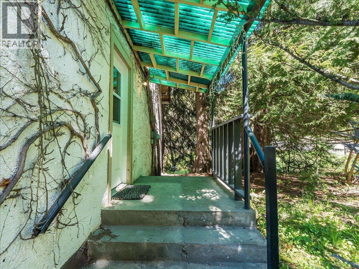 1448 Pass Creek Road, Castlegar, British Columbia  V1N 4S2 - Photo 64 - 10385233