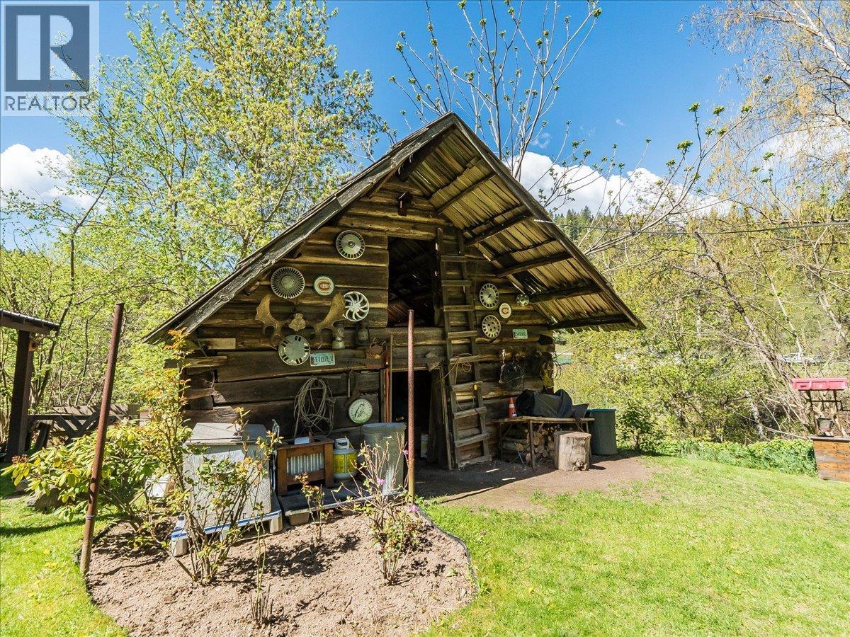 1448 Pass Creek Road, Castlegar, British Columbia  V1N 4S2 - Photo 68 - 10385233
