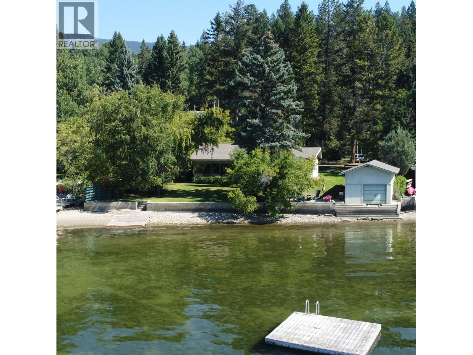 4806 Andreen Road, windermere, British Columbia