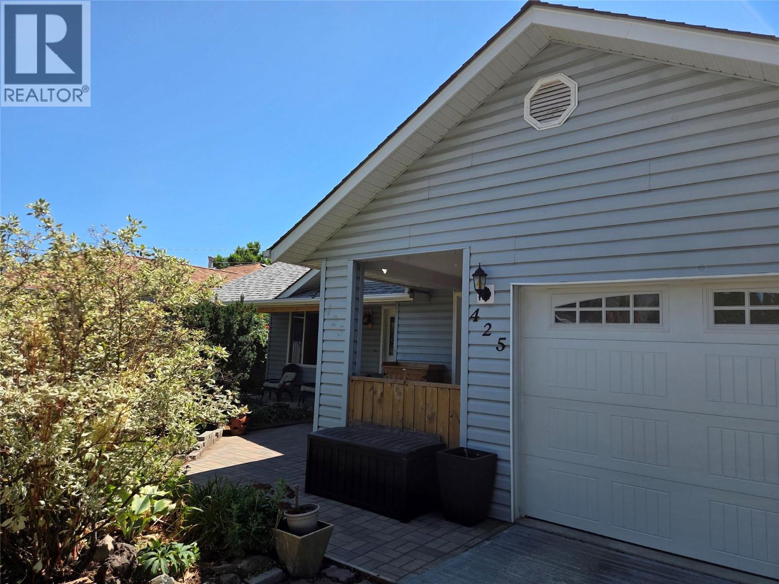 425 3rd Avenue, Keremeos, British Columbia  V0X 1N2 - Photo 42 - 10385674