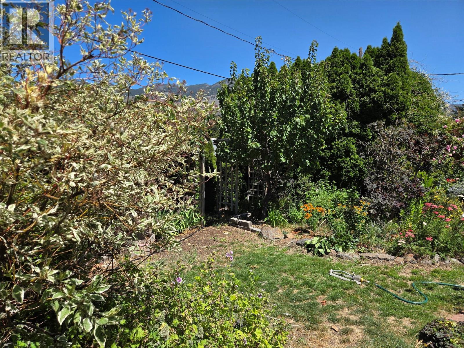 425 3rd Avenue, Keremeos, British Columbia  V0X 1N2 - Photo 45 - 10385674
