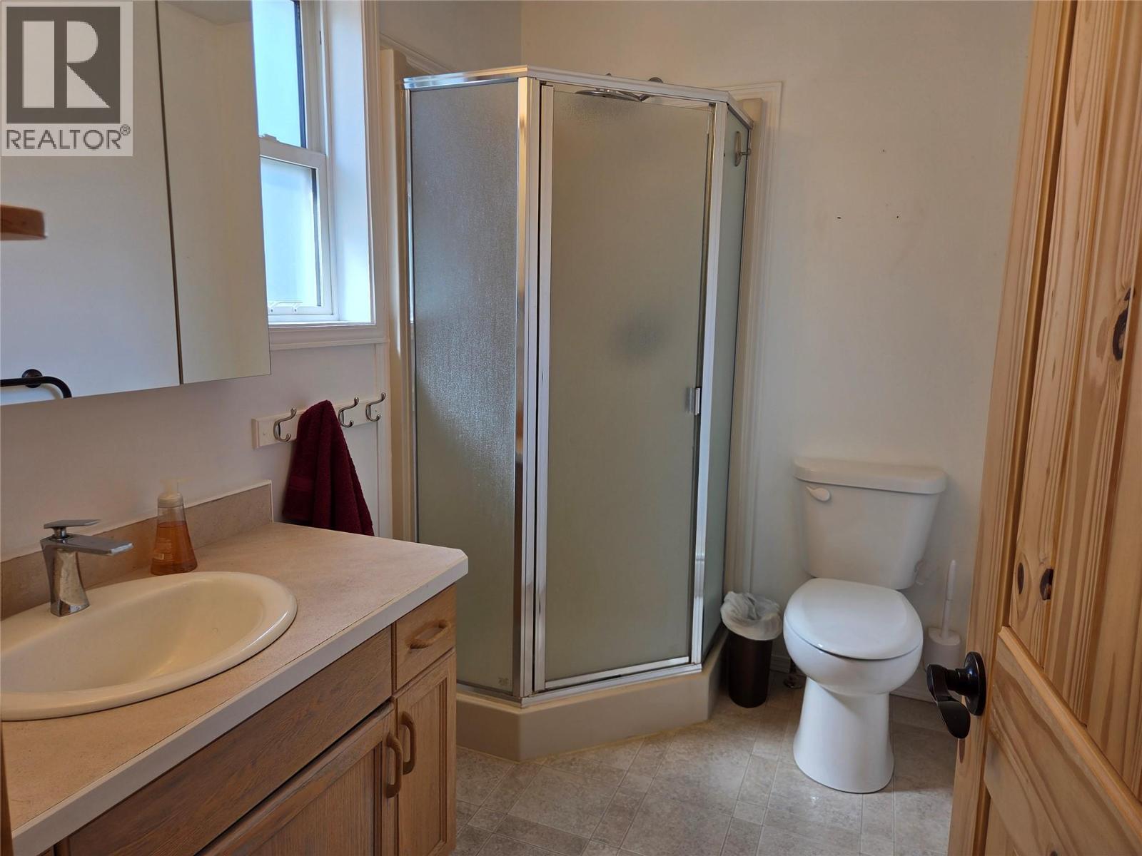 425 3rd Avenue, Keremeos, British Columbia  V0X 1N2 - Photo 58 - 10385674