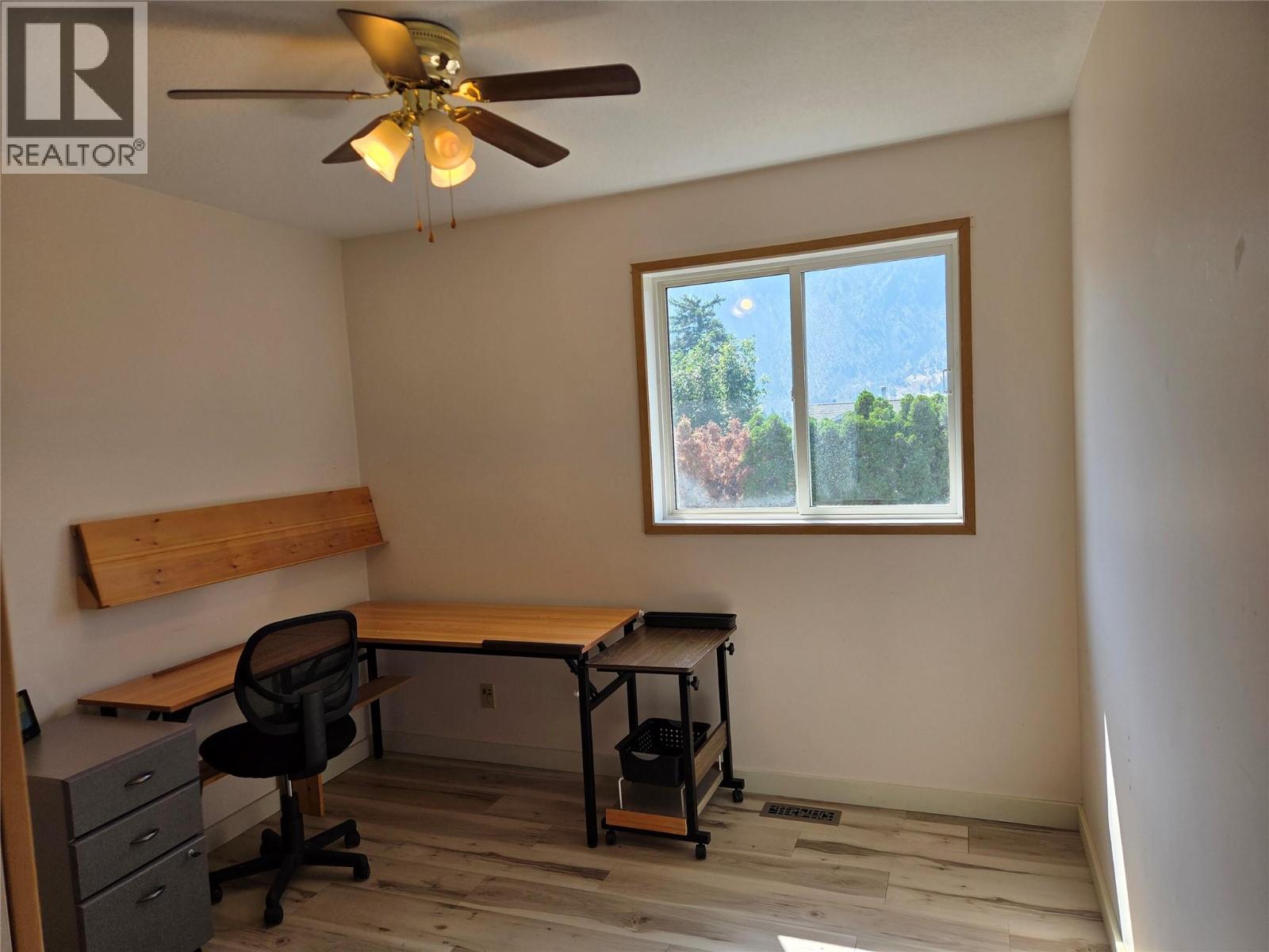 425 3rd Avenue, Keremeos, British Columbia  V0X 1N2 - Photo 60 - 10385674