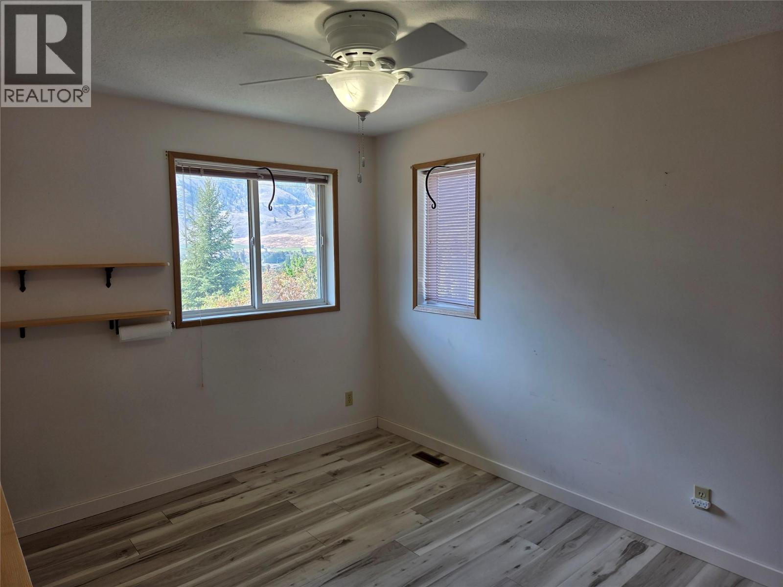 425 3rd Avenue, Keremeos, British Columbia  V0X 1N2 - Photo 61 - 10385674