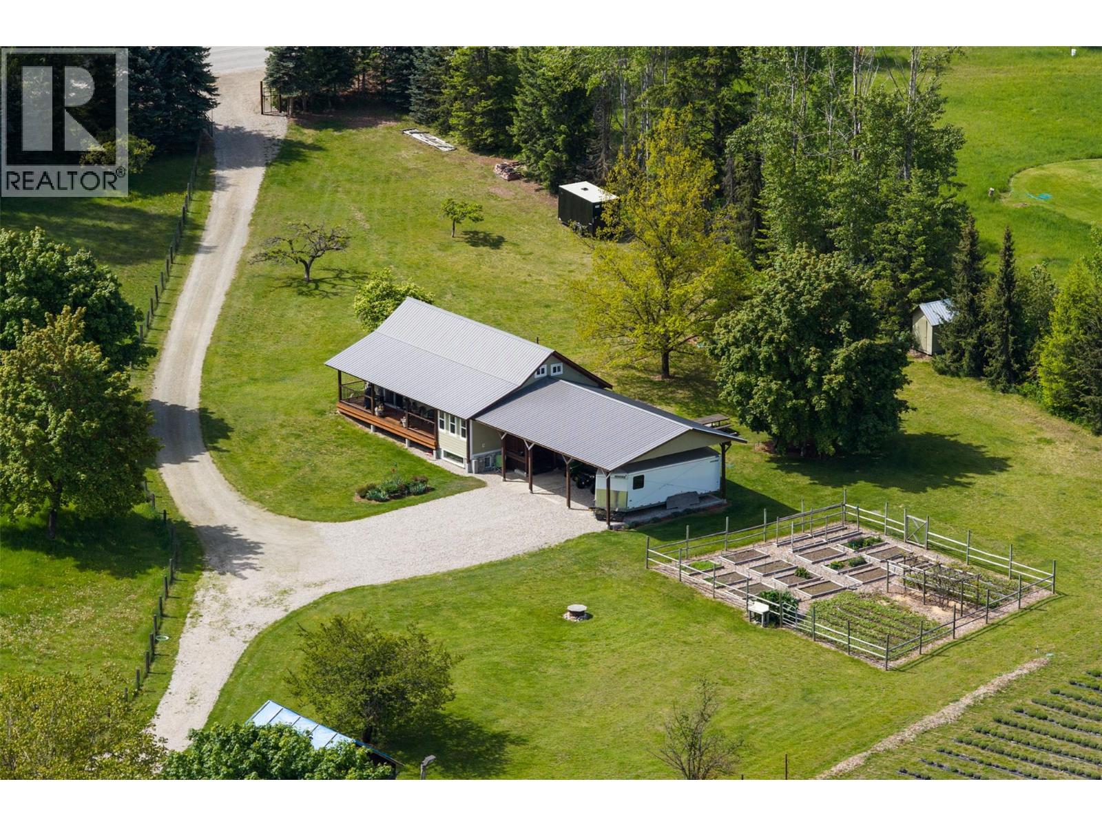 4240 Blewett Road, Nelson, British Columbia  V1L 6X2 - Photo 3 - 10385269