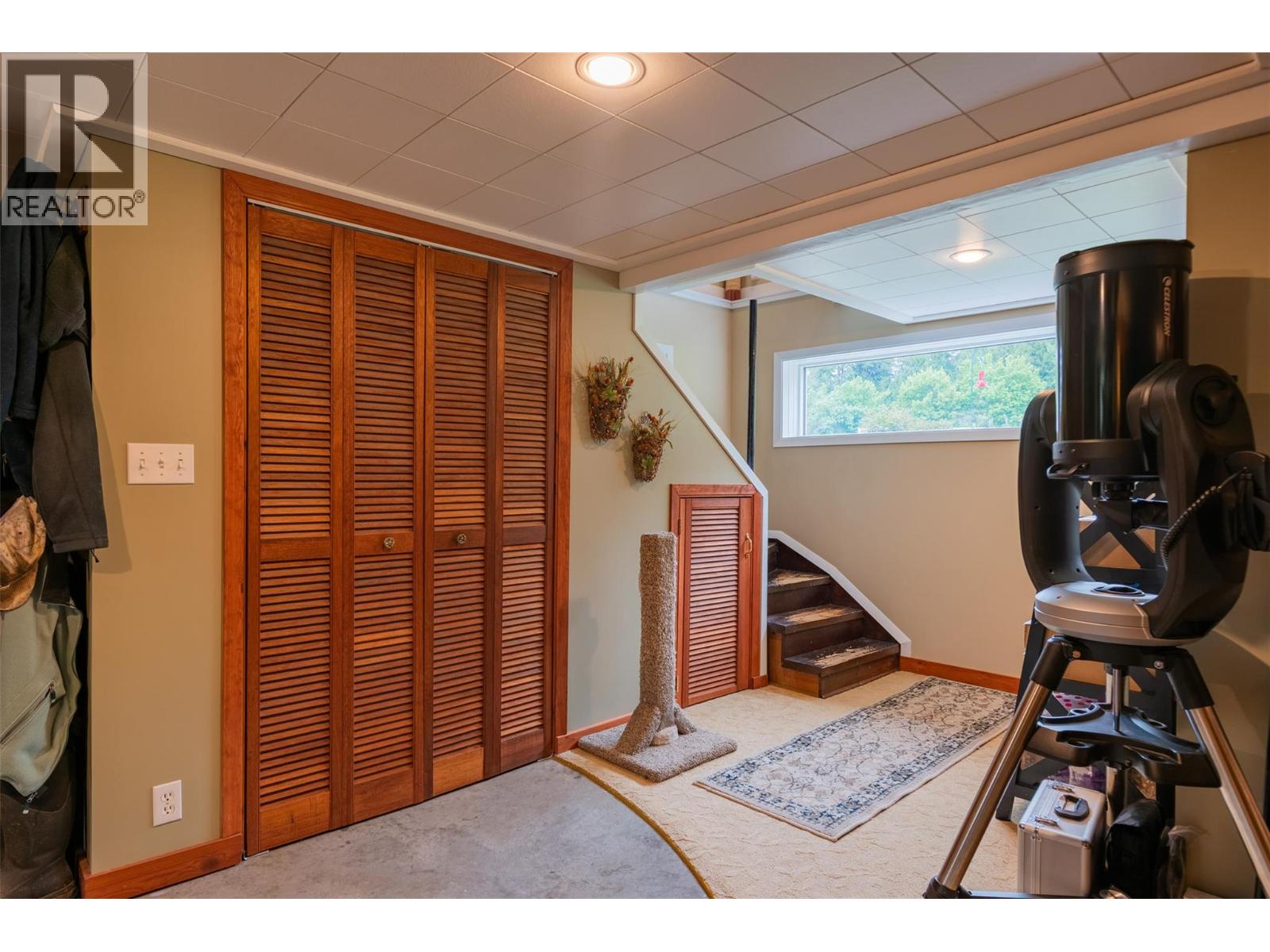4240 Blewett Road, Nelson, British Columbia  V1L 6X2 - Photo 32 - 10385269