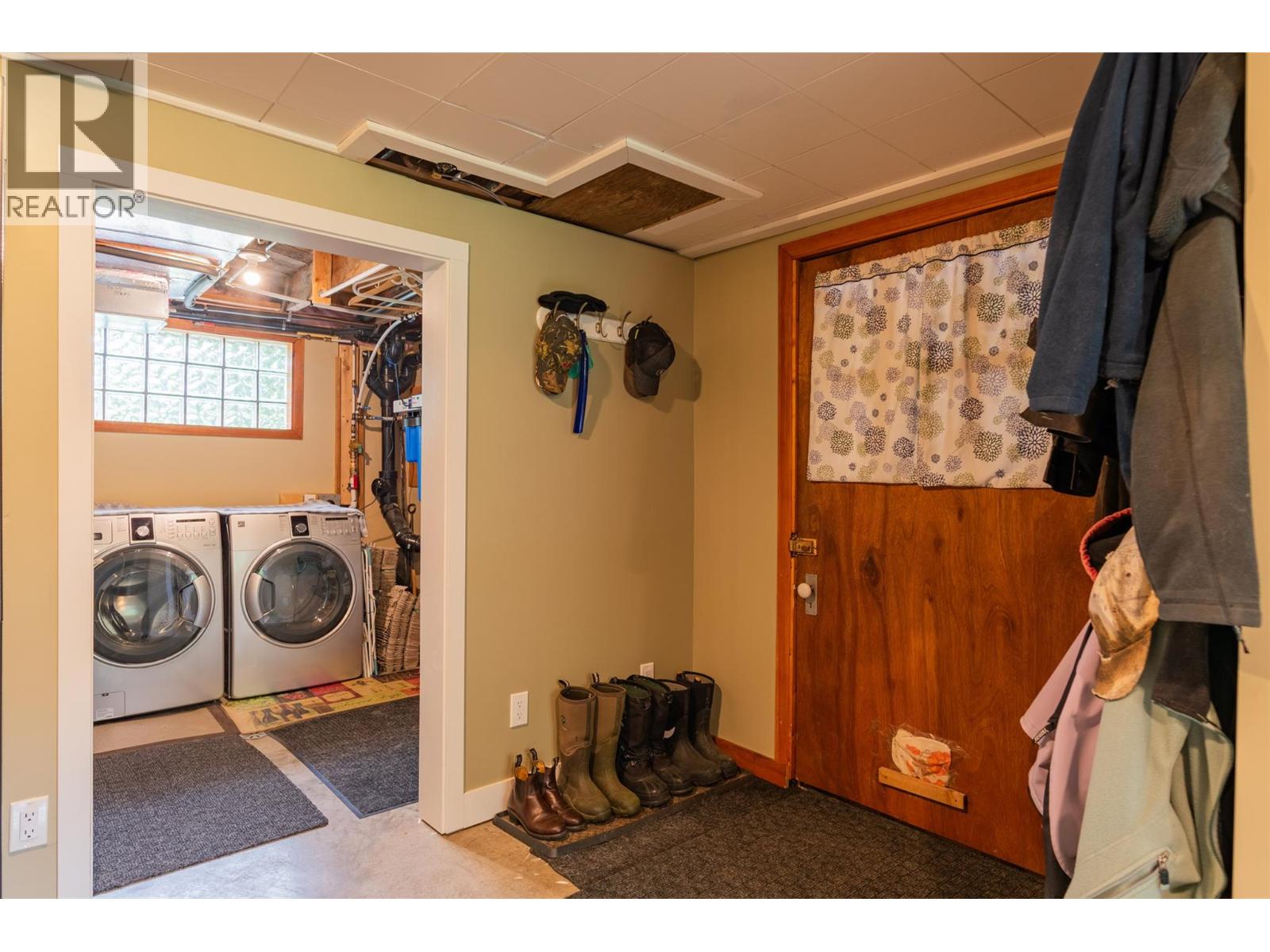 4240 Blewett Road, Nelson, British Columbia  V1L 6X2 - Photo 33 - 10385269