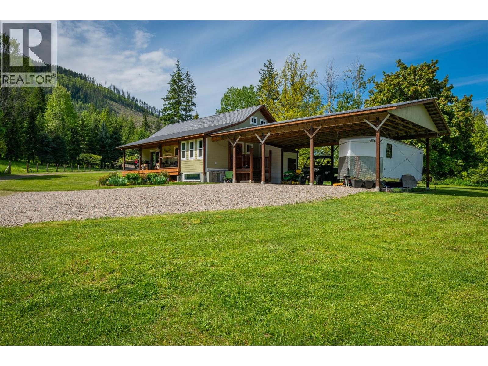4240 Blewett Road, Nelson, British Columbia  V1L 6X2 - Photo 38 - 10385269
