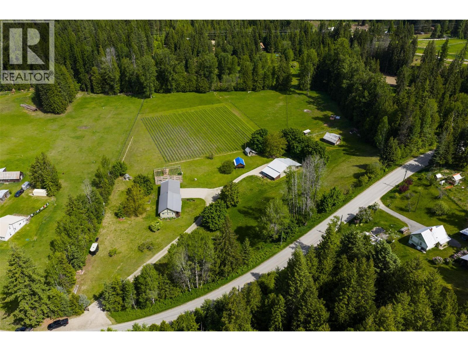 4240 Blewett Road, Nelson, British Columbia  V1L 6X2 - Photo 43 - 10385269
