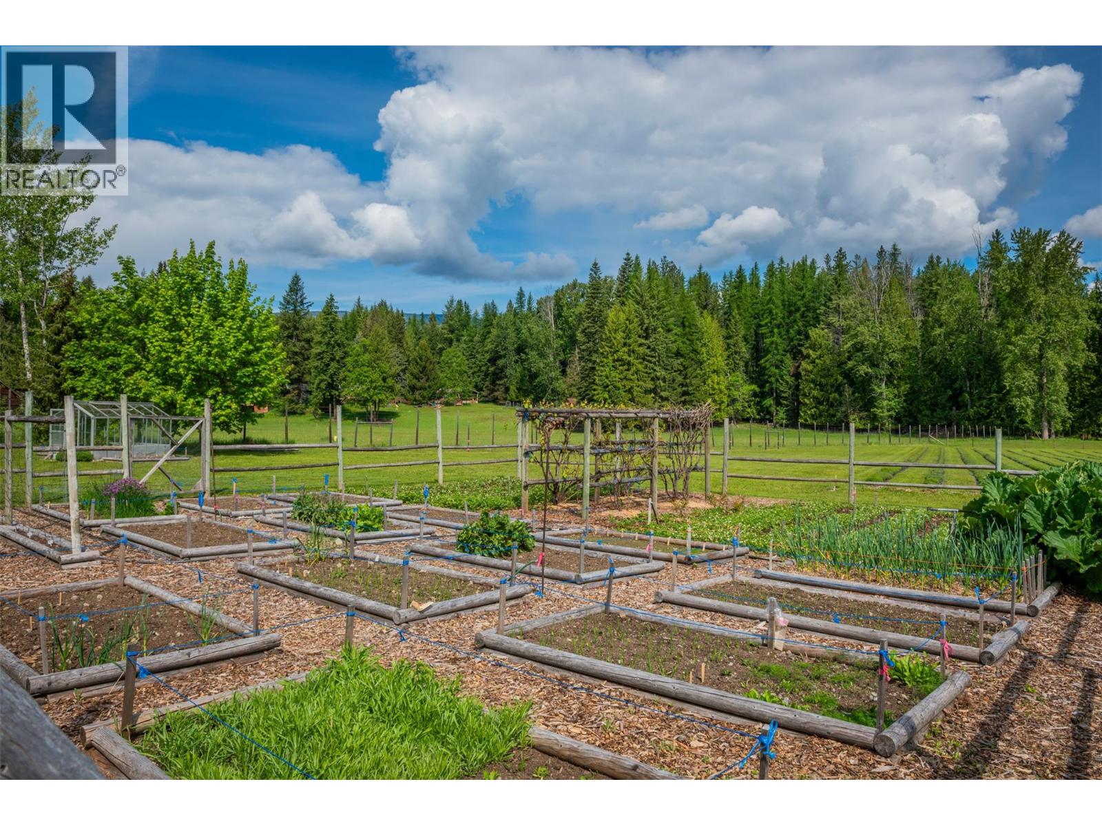 4240 Blewett Road, Nelson, British Columbia  V1L 6X2 - Photo 47 - 10385269