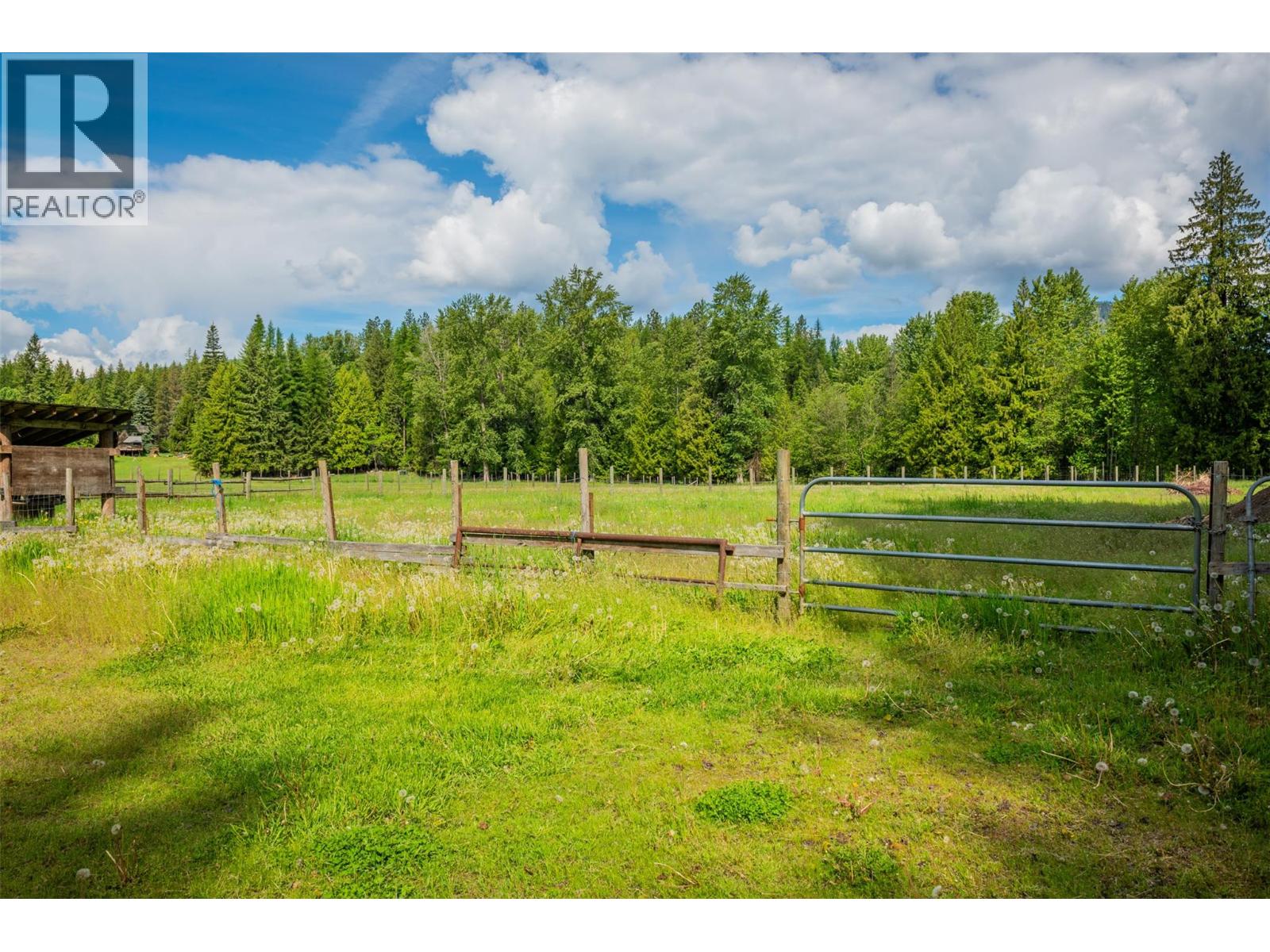 4240 Blewett Road, Nelson, British Columbia  V1L 6X2 - Photo 57 - 10385269