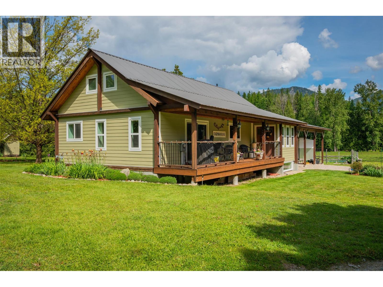 4240 Blewett Road, Nelson, British Columbia  V1L 6X2 - Photo 7 - 10385269