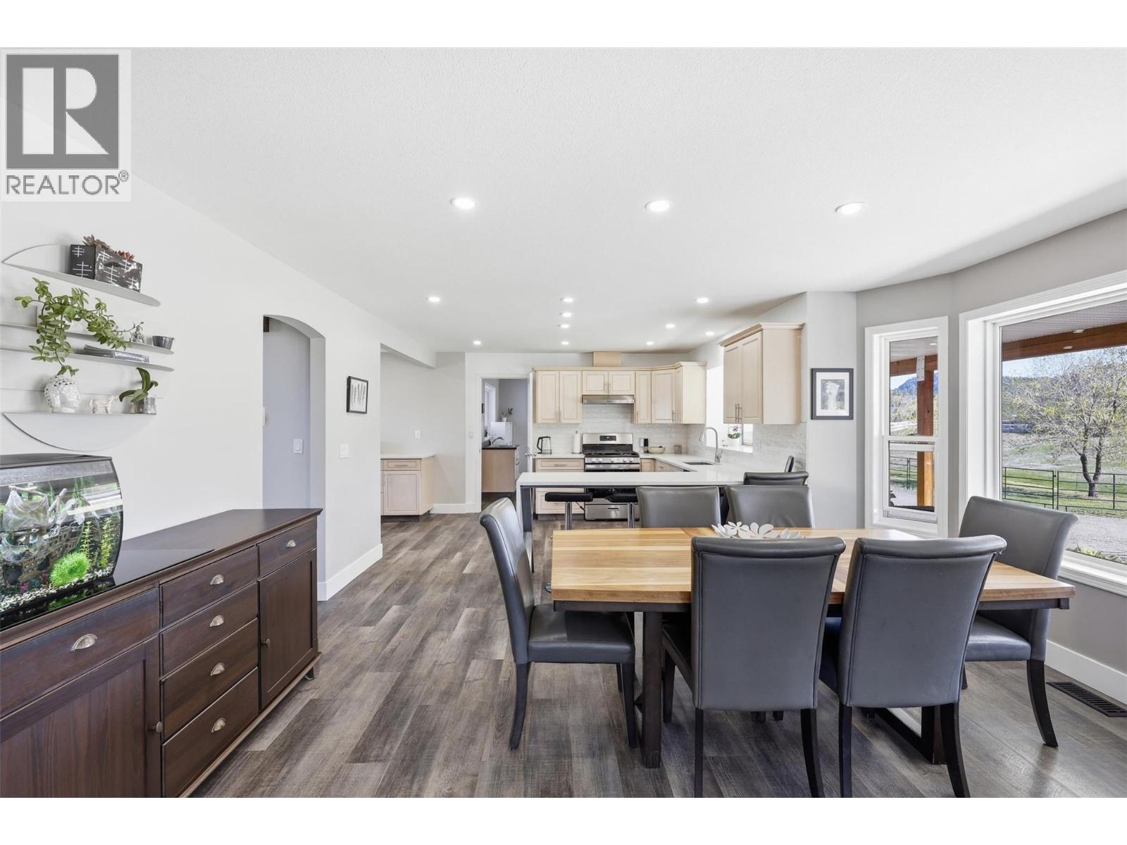 7877 Barnhartvale Road, Kamloops, British Columbia  V2C 6V9 - Photo 15 - 10385036