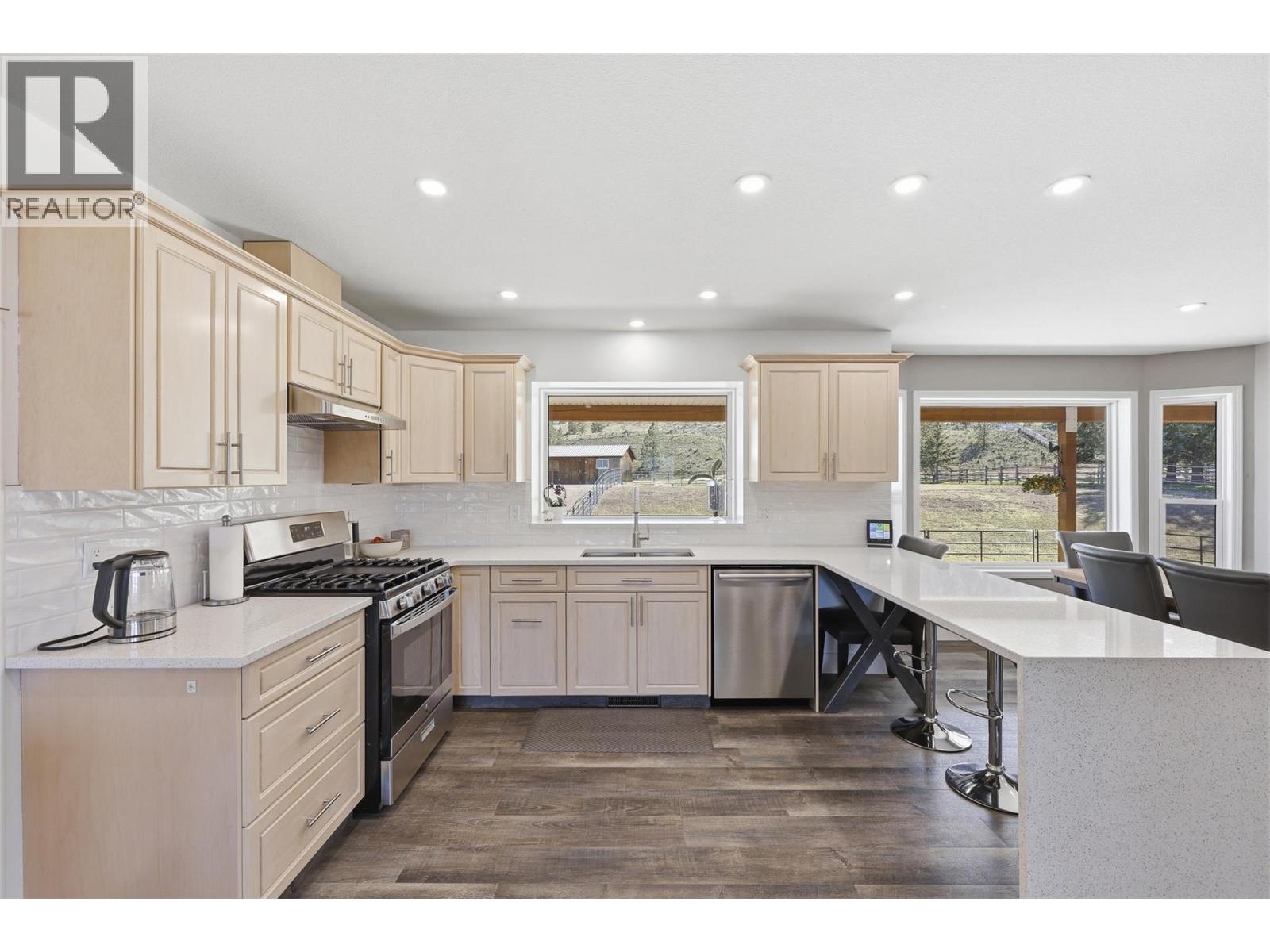 7877 Barnhartvale Road, Kamloops, British Columbia  V2C 6V9 - Photo 17 - 10385036