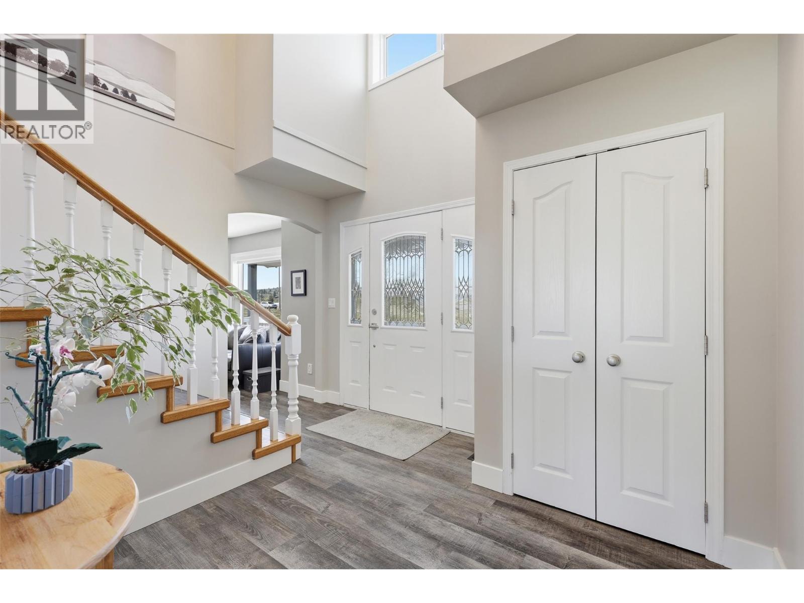7877 Barnhartvale Road, Kamloops, British Columbia  V2C 6V9 - Photo 5 - 10385036