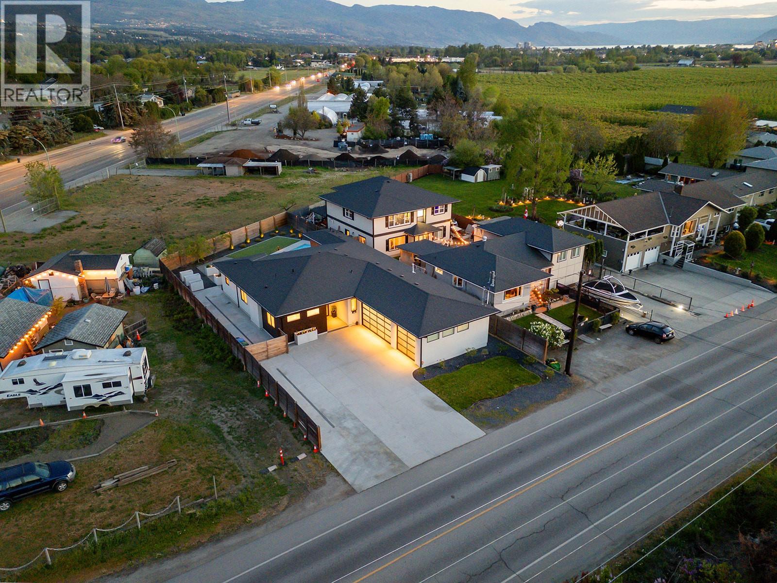 2095 Byrns Road, Kelowna, British Columbia  V1W 2G3 - Photo 11 - 10384946