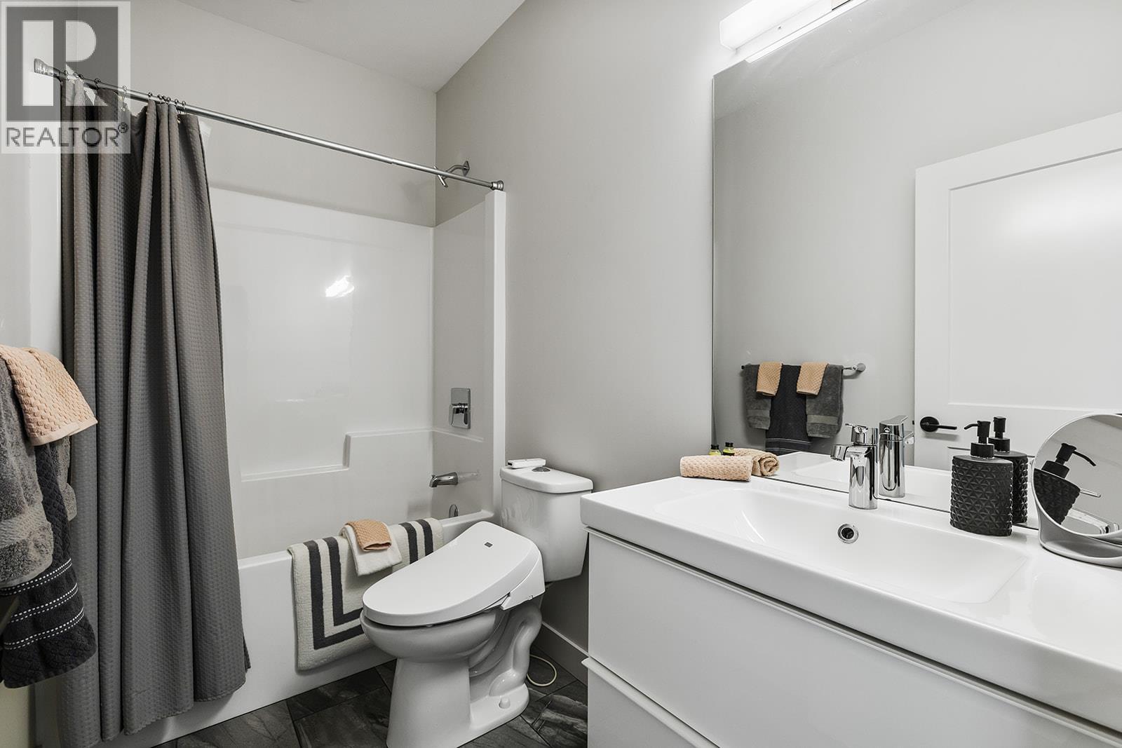2095 Byrns Road, Kelowna, British Columbia  V1W 2G3 - Photo 50 - 10384946