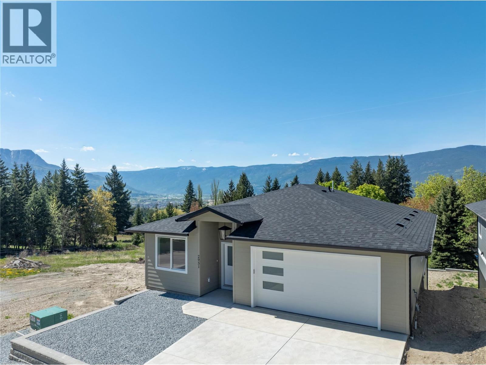 2951 27 Street Ne, Salmon Arm, British Columbia  V1E 2Z7 - Photo 4 - 10385745