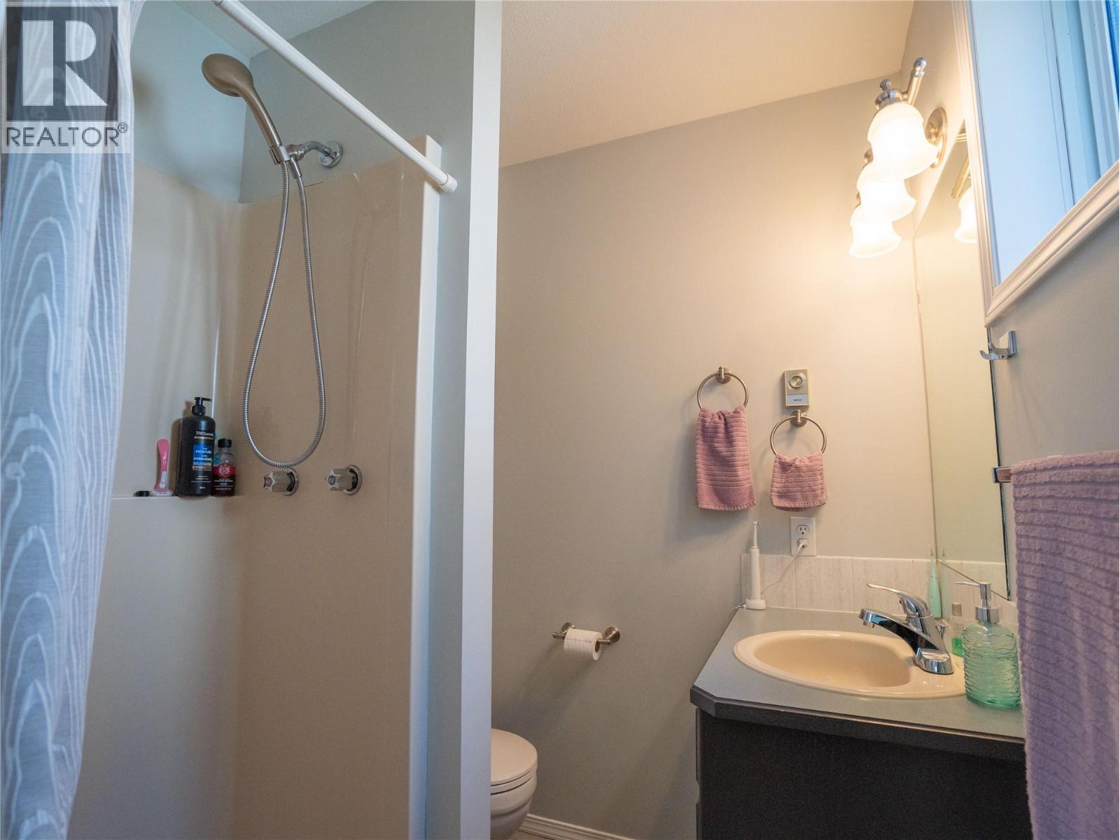 3322 South Main Street Unit# 7, Penticton, British Columbia  V2A 5J6 - Photo 12 - 10385692