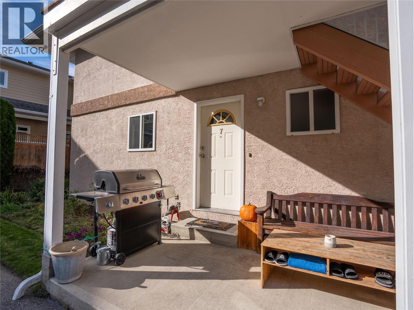3322 South Main Street Unit# 7, Penticton, British Columbia  V2A 5J6 - Photo 2 - 10385692