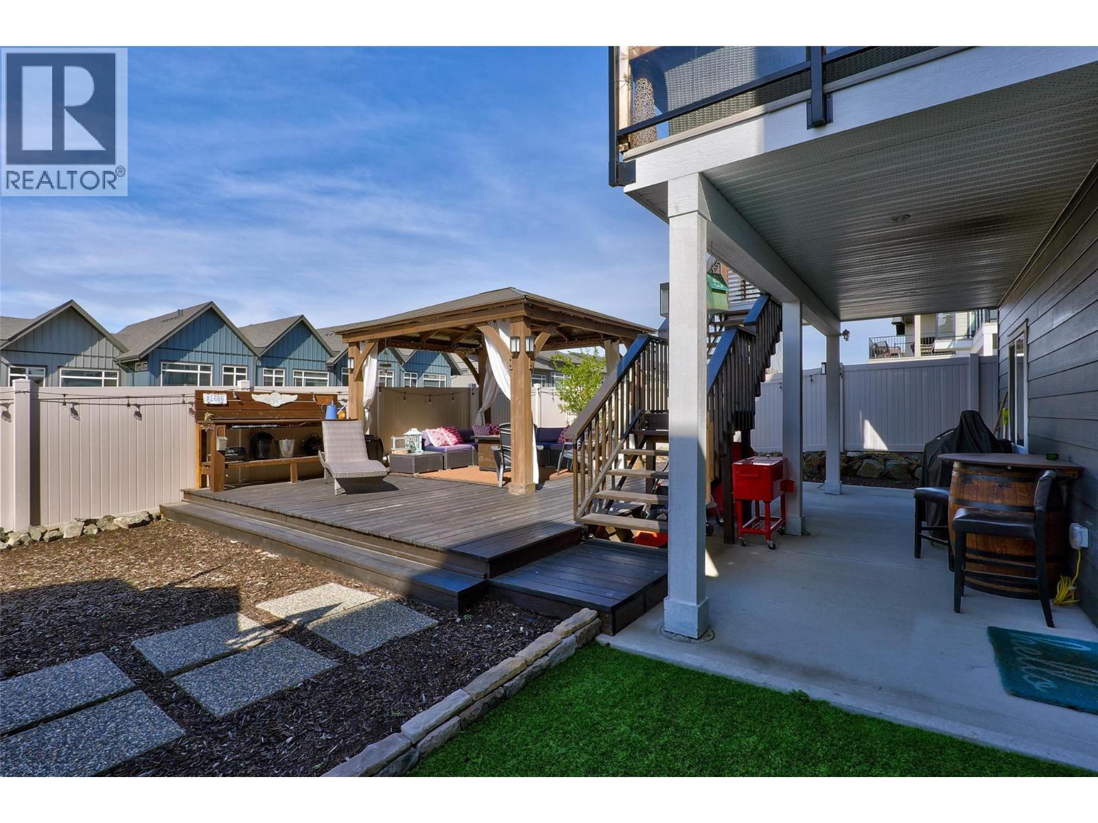 1559 Emerald Drive, Kamloops, British Columbia  V2E 0C4 - Photo 28 - 10385495