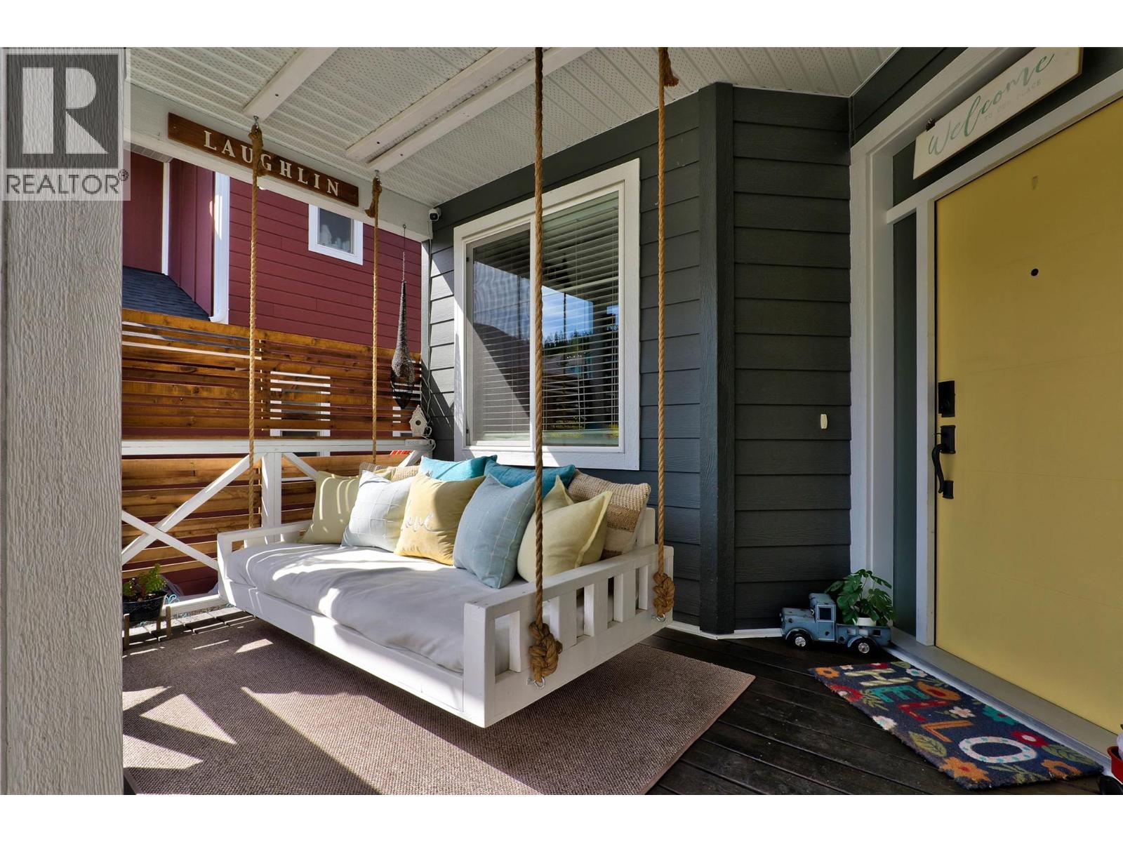 1559 Emerald Drive, Kamloops, British Columbia  V2E 0C4 - Photo 3 - 10385495