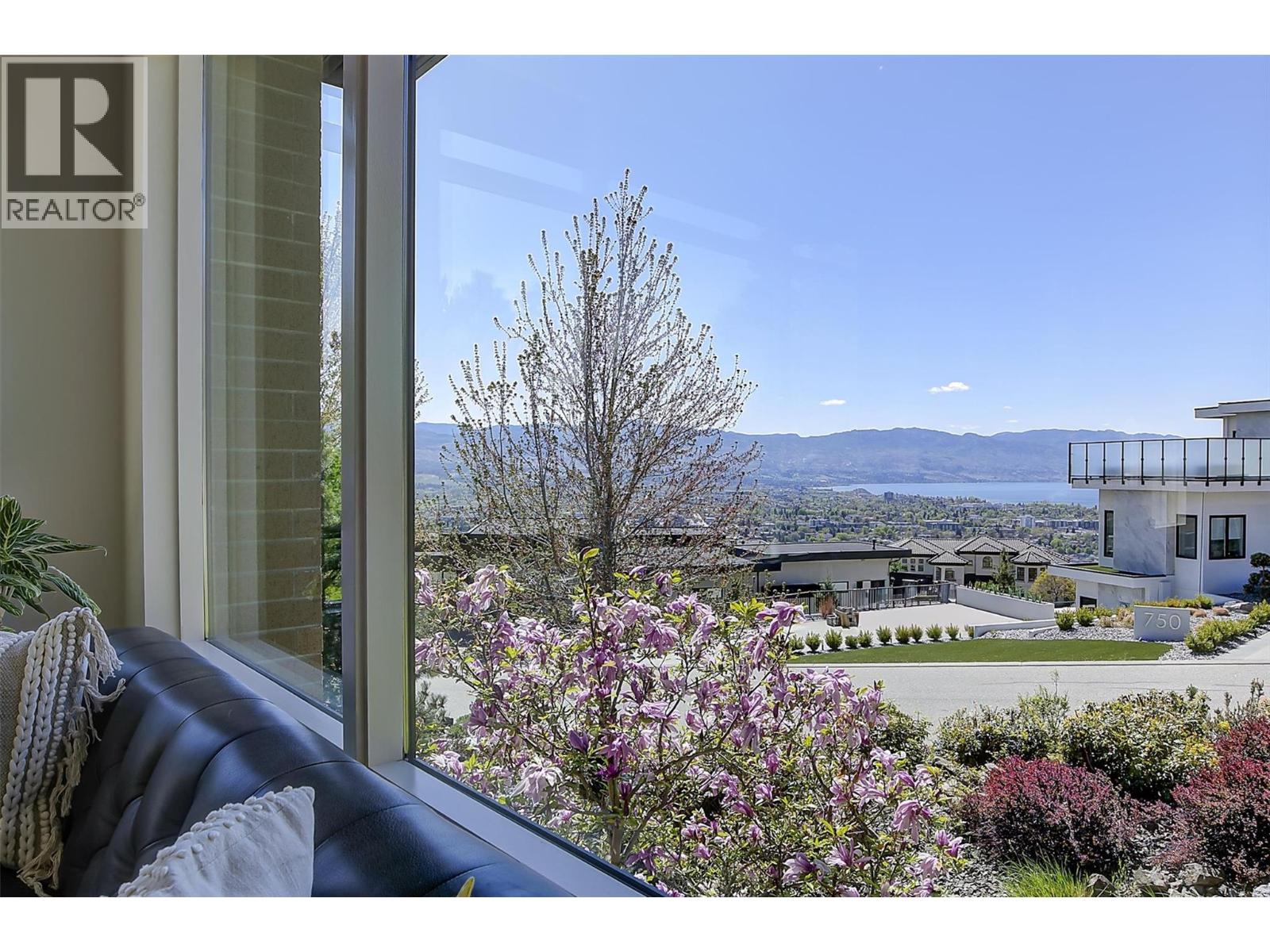 741 Pinehaven Court, Kelowna, British Columbia  V1V 2Y3 - Photo 11 - 10382672