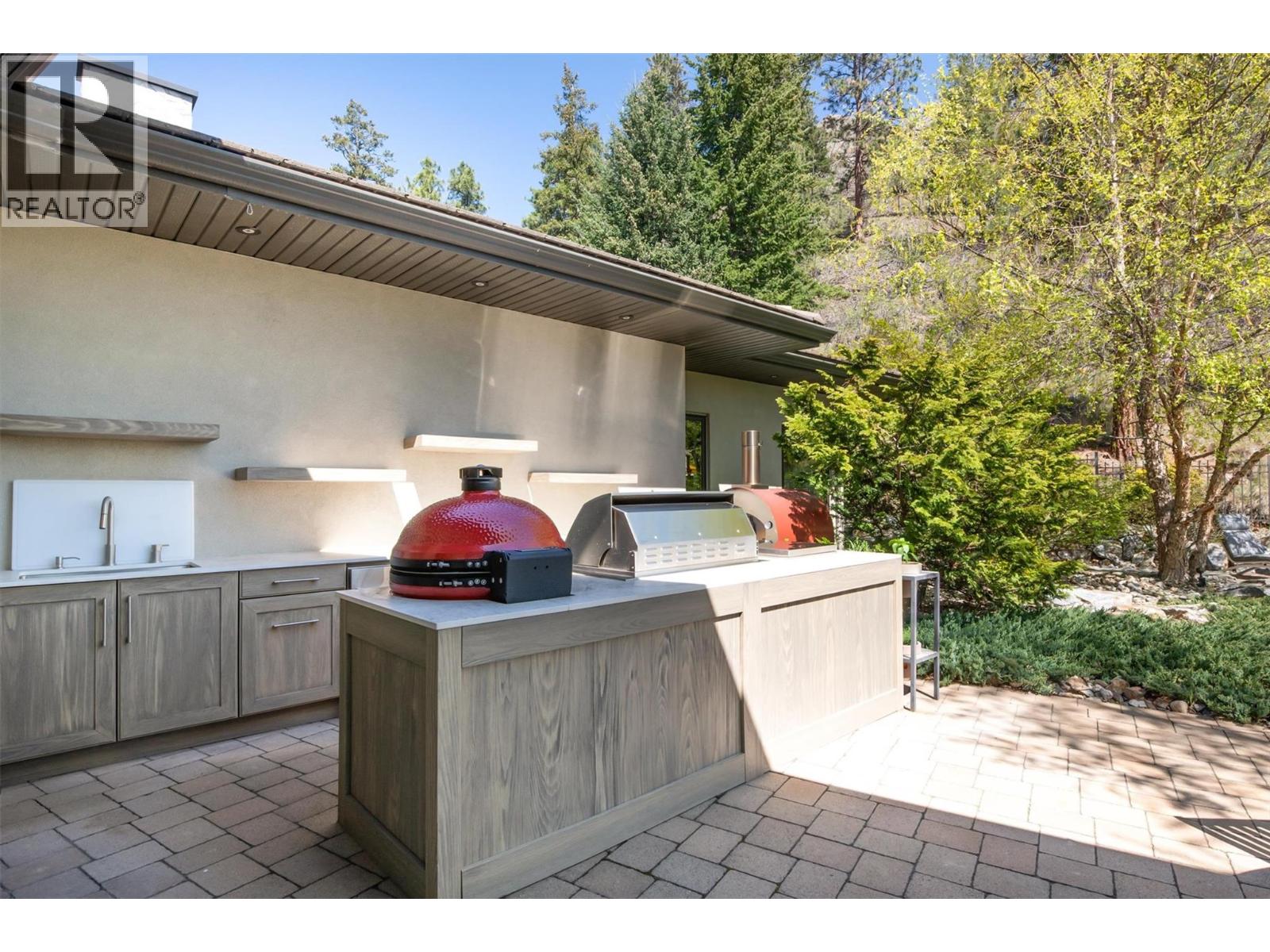 741 Pinehaven Court, Kelowna, British Columbia  V1V 2Y3 - Photo 48 - 10382672