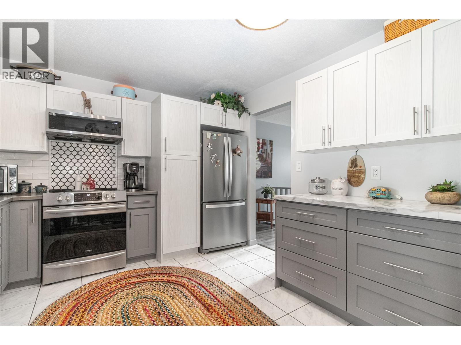 2111 Wilkinson Street, Kelowna, British Columbia  V1Y 4A1 - Photo 14 - 10385509