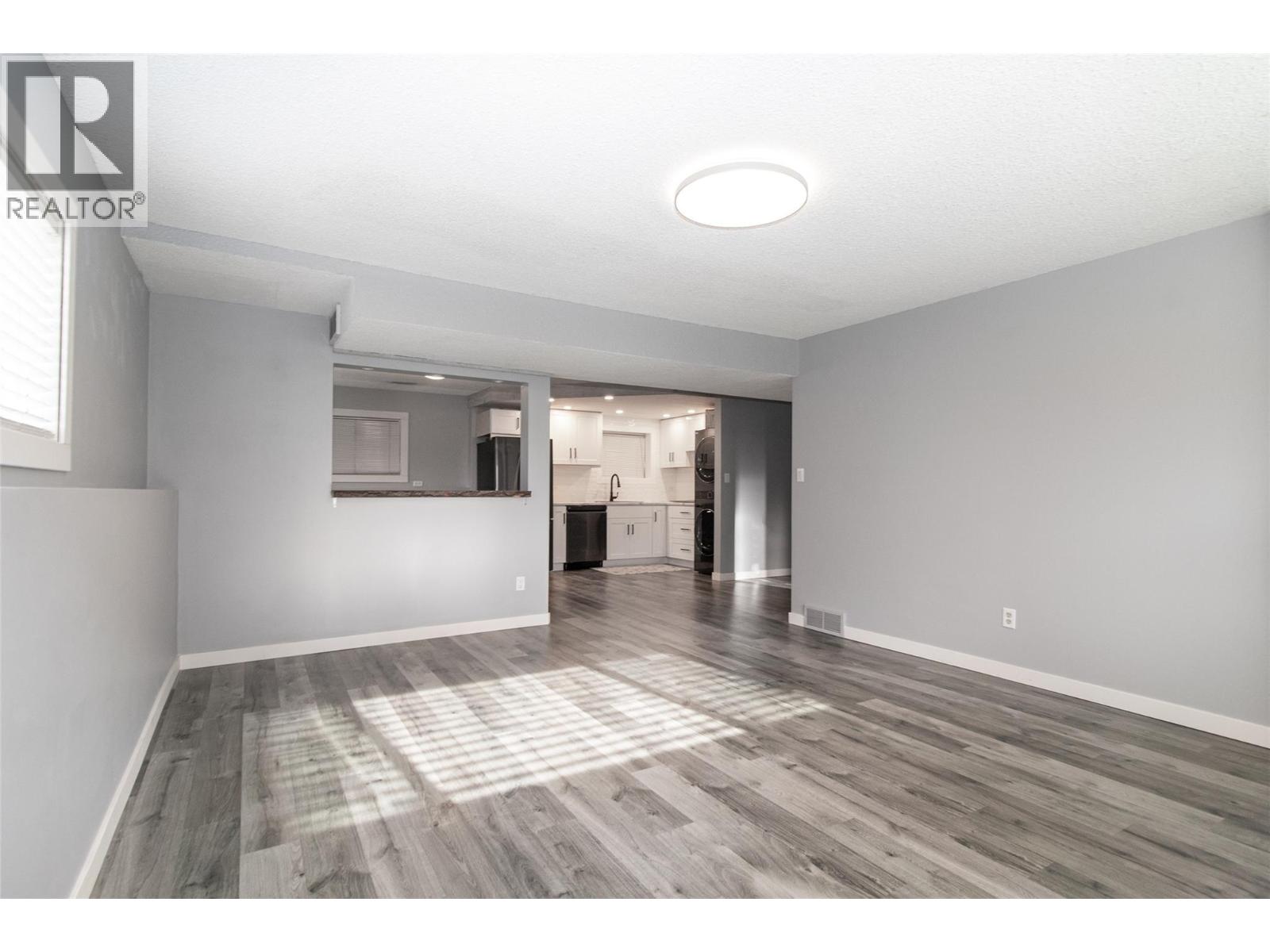 2111 Wilkinson Street, Kelowna, British Columbia  V1Y 4A1 - Photo 25 - 10385509
