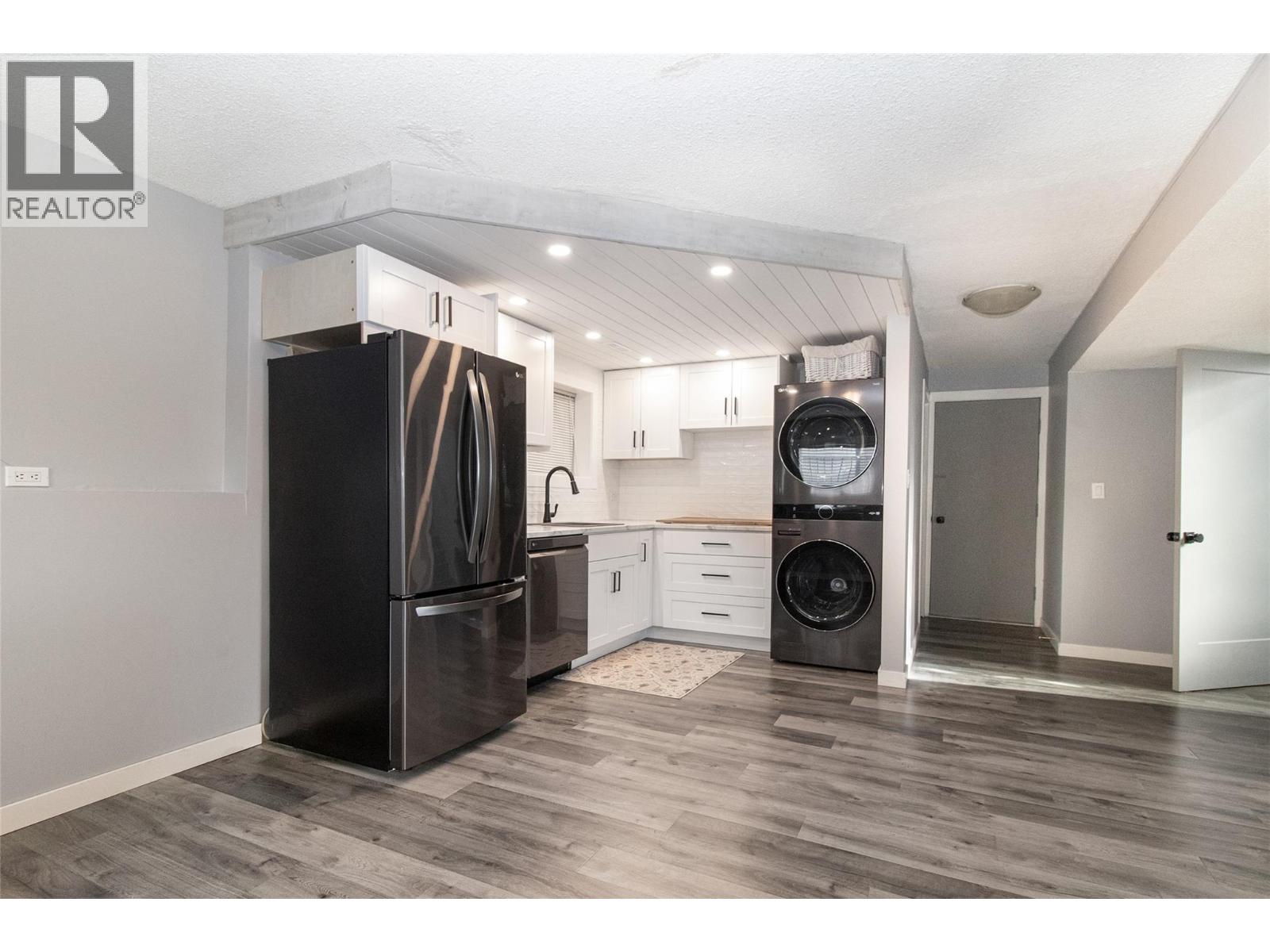 2111 Wilkinson Street, Kelowna, British Columbia  V1Y 4A1 - Photo 29 - 10385509