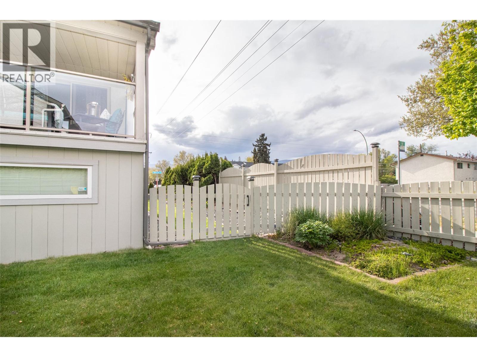 2111 Wilkinson Street, Kelowna, British Columbia  V1Y 4A1 - Photo 35 - 10385509