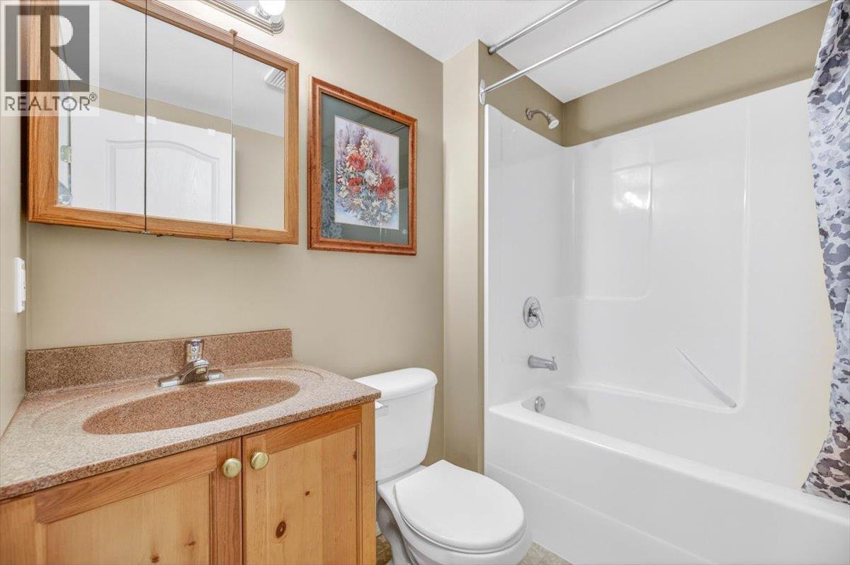 1300 Riverside Way Unit# 1304, Fernie, British Columbia  V0B 1M7 - Photo 28 - 10385441