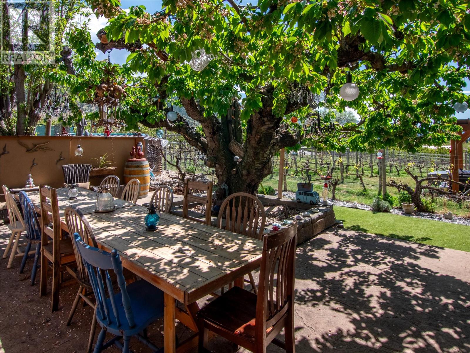 350 Middle Bench Road, Penticton, British Columbia  V2A 8S5 - Photo 4 - 10385579