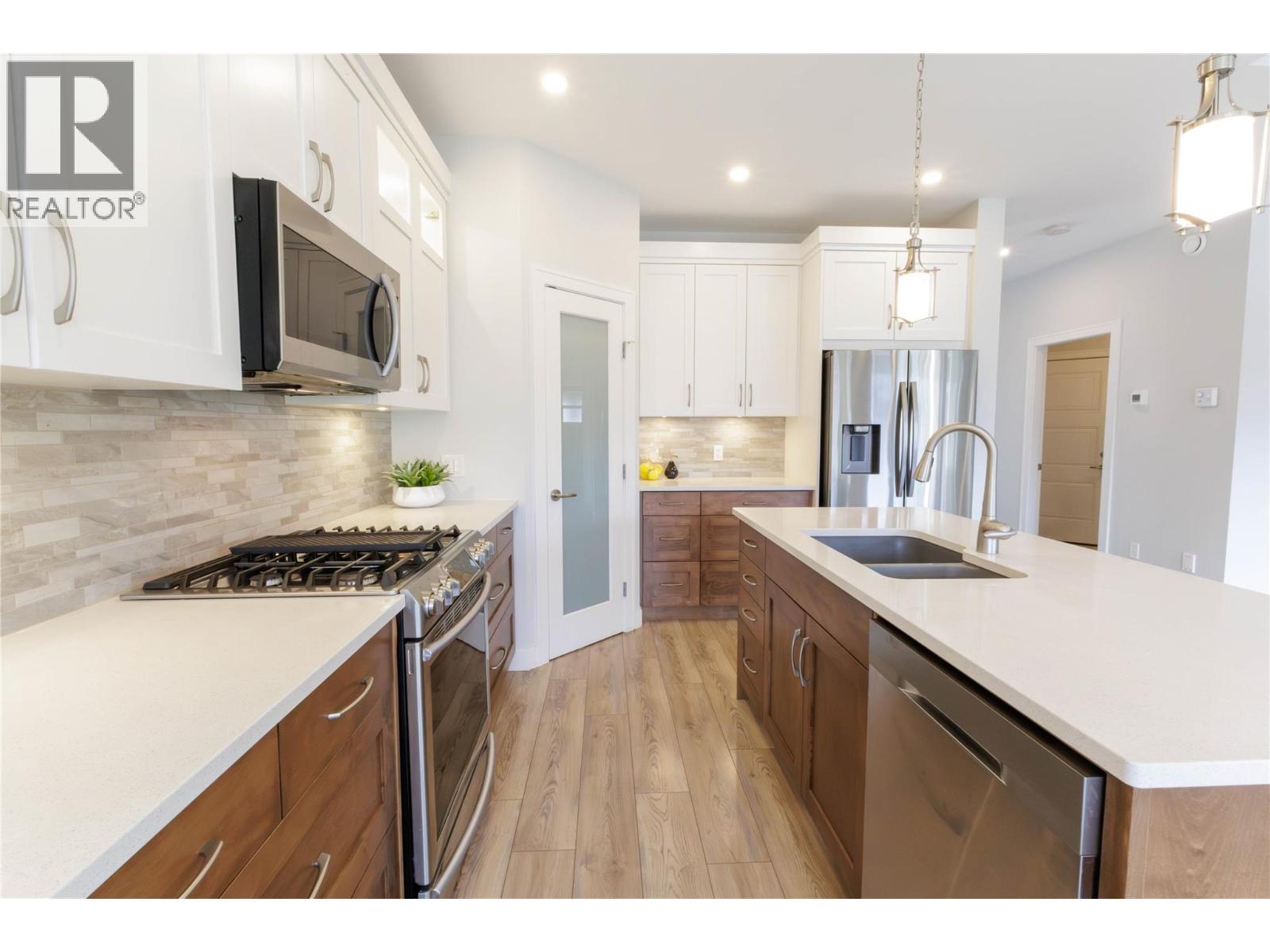 641 Shuswap Road Unit# 228, Kamloops, British Columbia  V2H 0E2 - Photo 12 - 10385453