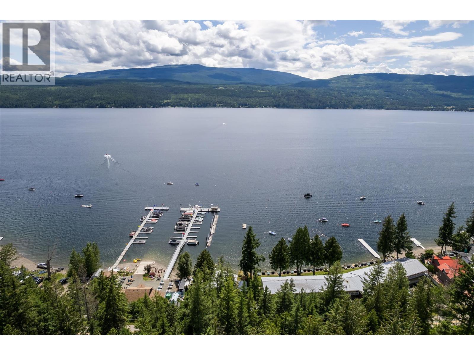 7742 Golf Course Road, Anglemont, British Columbia  V0E 1M8 - Photo 2 - 10385686