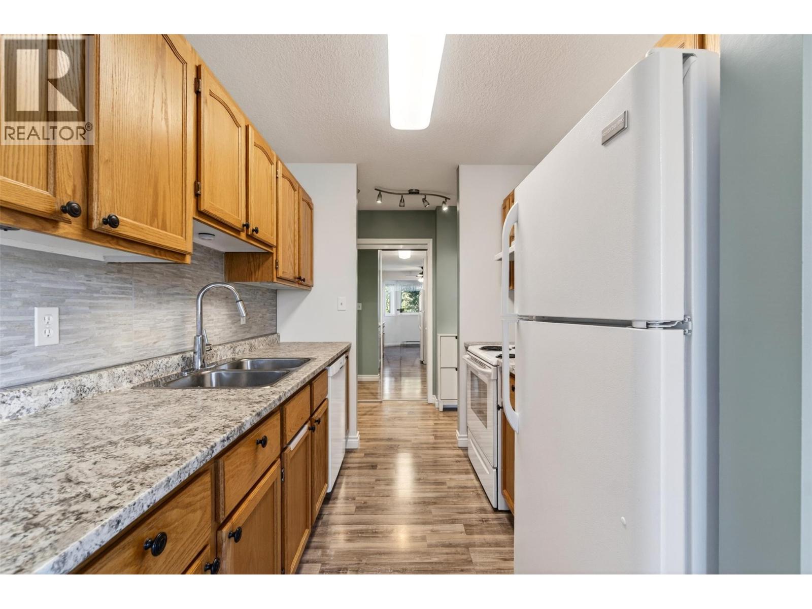 211 Kildonan Avenue Unit# 215, Enderby, British Columbia  V4Y 6A2 - Photo 8 - 10385160