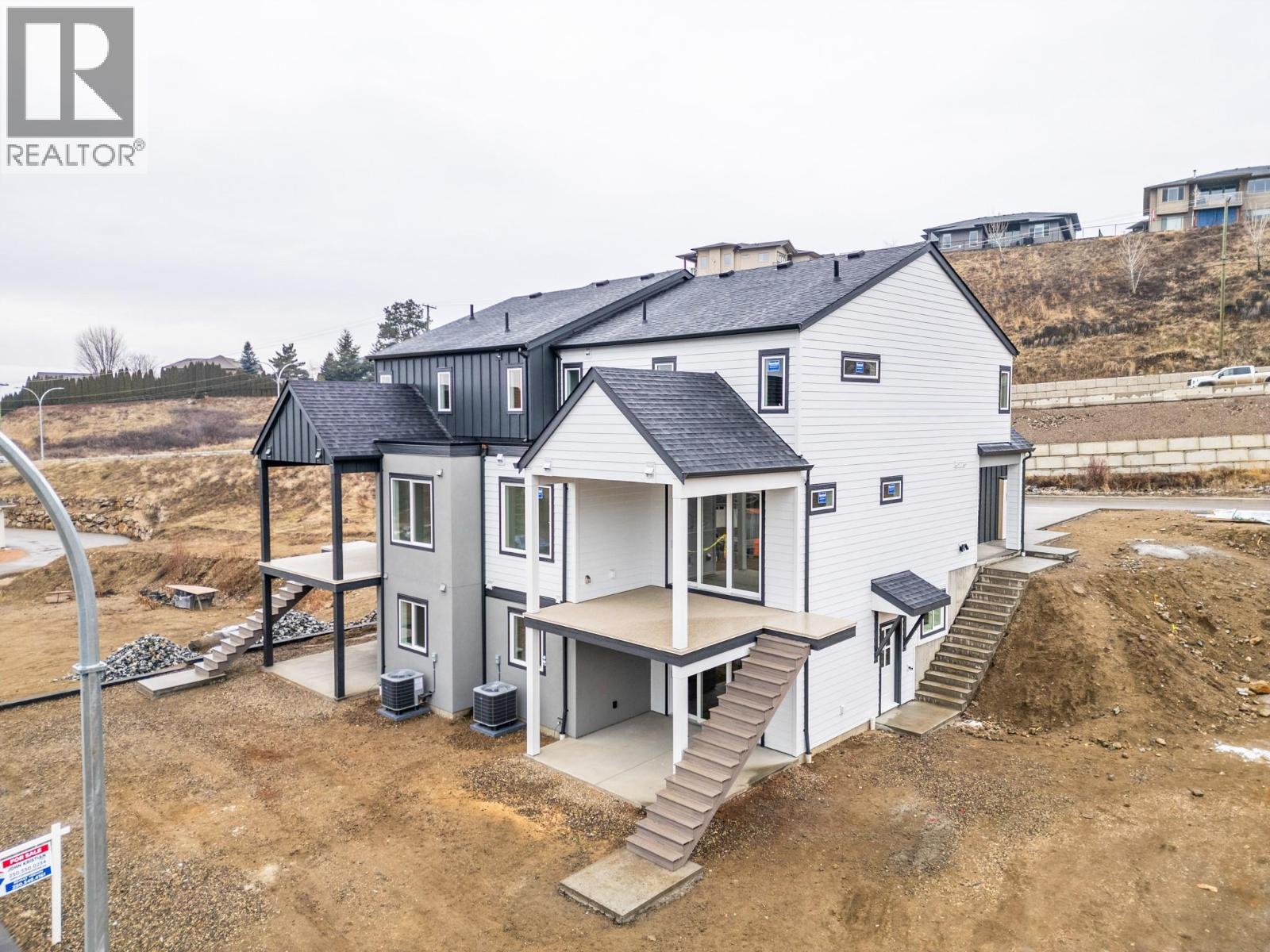 7077 Manning Place, Vernon, British Columbia  V1B 0B6 - Photo 46 - 10385728