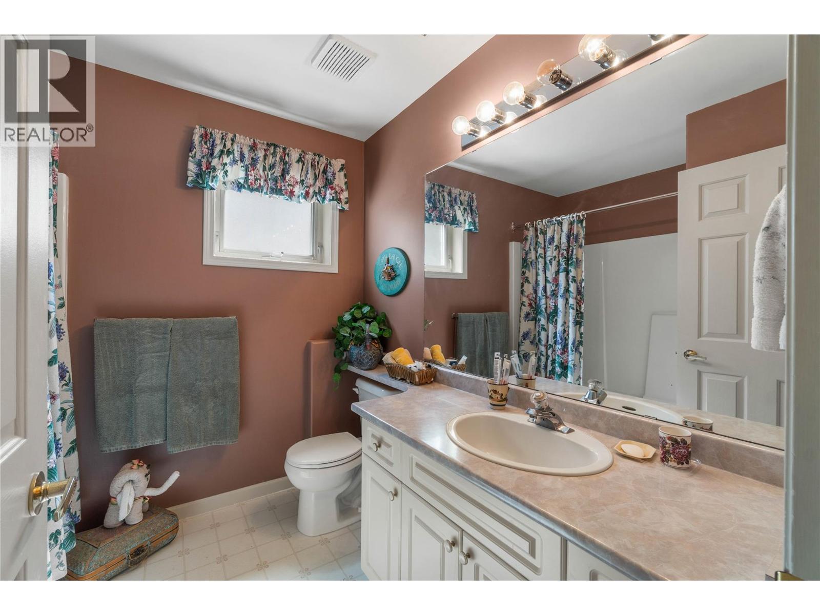 255 Pemberton Terrace Unit# 20, Kamloops, British Columbia  V2C 6R2 - Photo 25 - 10385727
