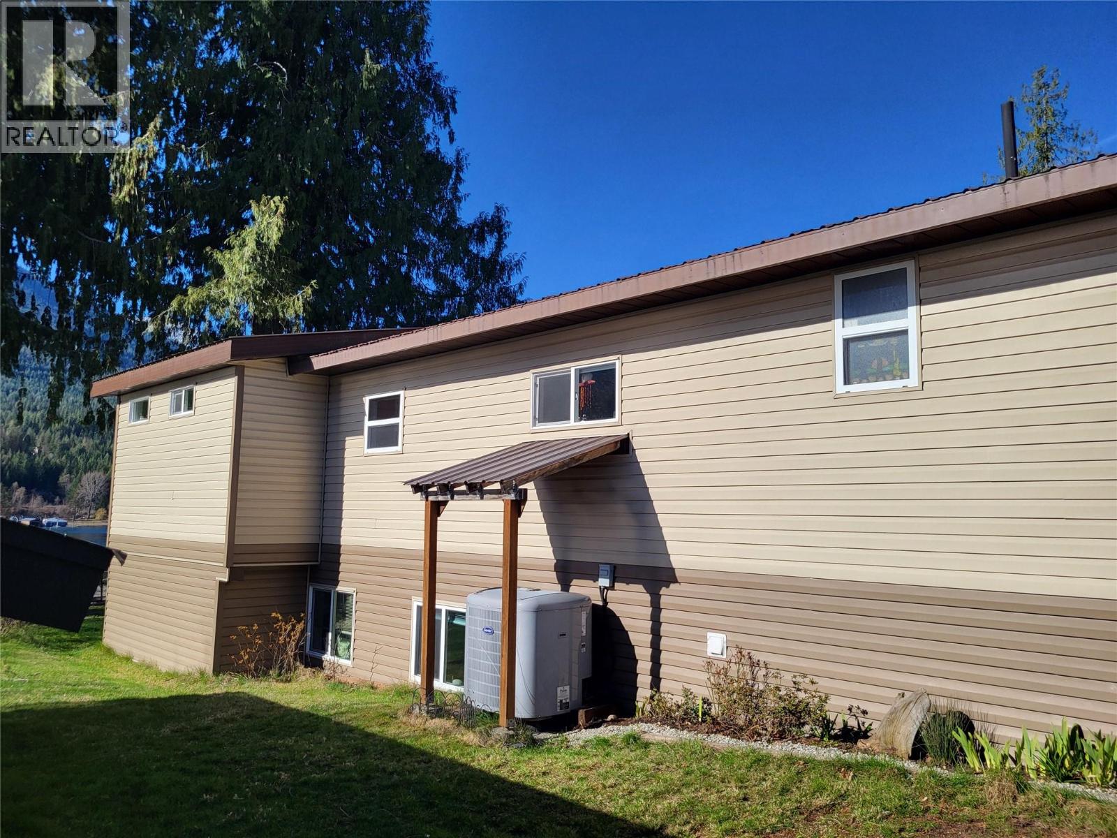 8350 Busk Road, Balfour, British Columbia  V0G 1C0 - Photo 22 - 10385667