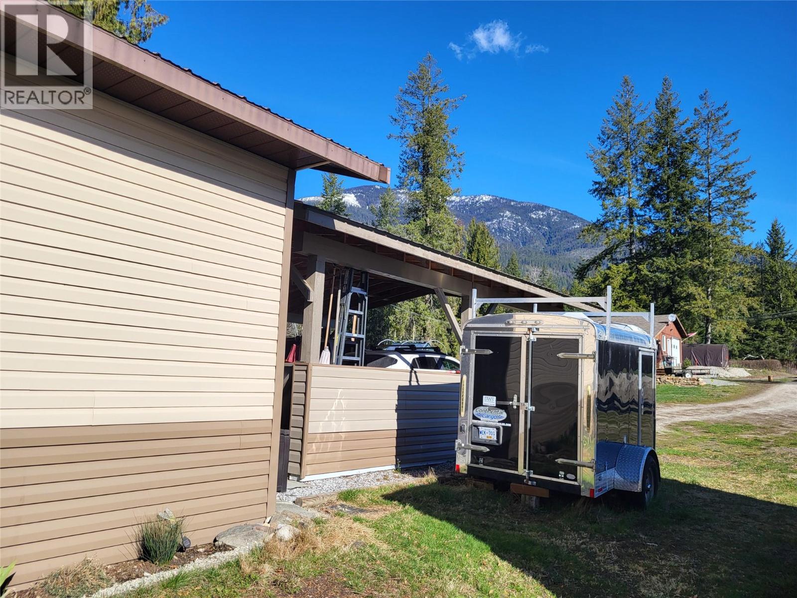 8350 Busk Road, Balfour, British Columbia  V0G 1C0 - Photo 23 - 10385667