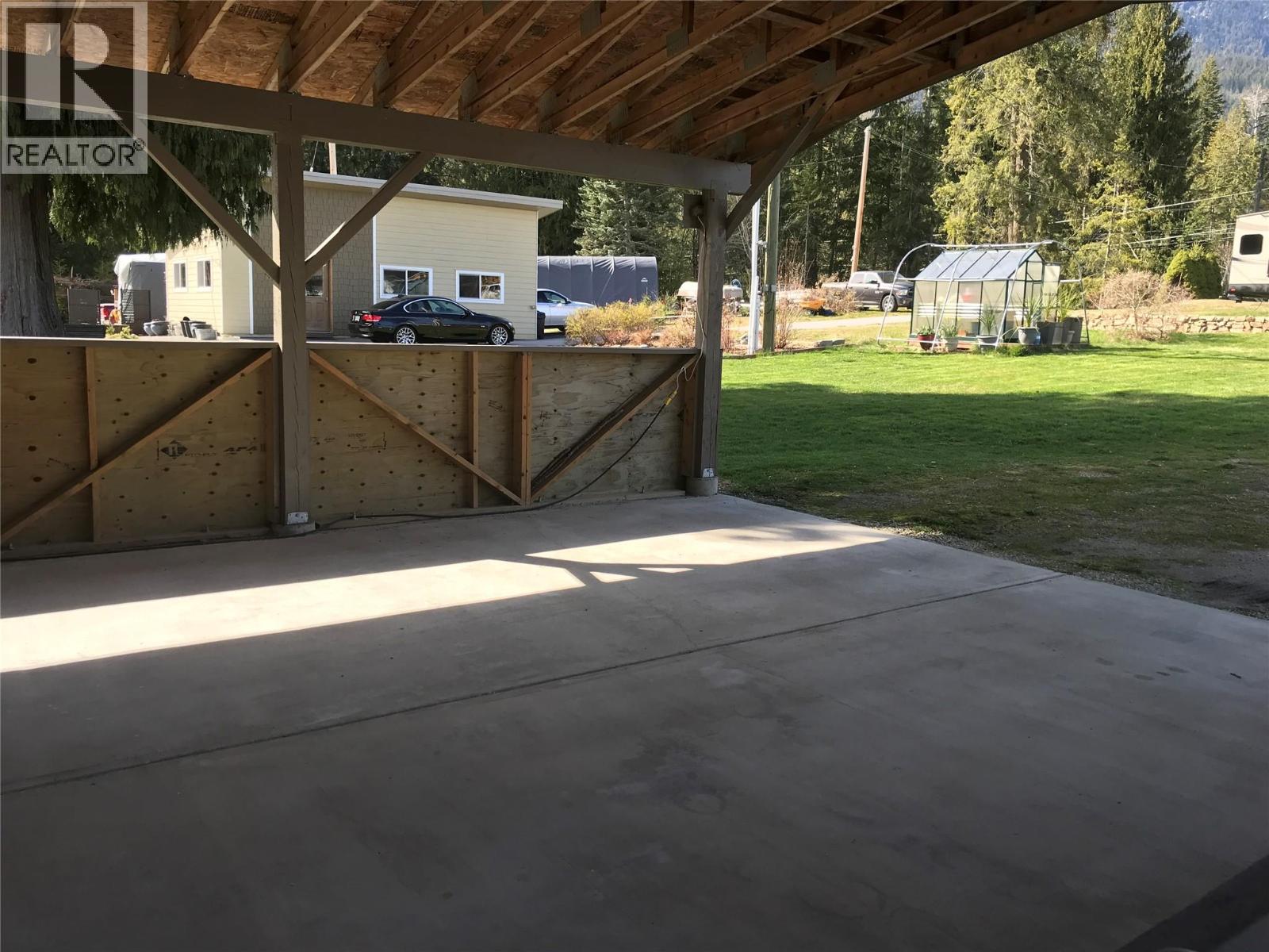 8350 Busk Road, Balfour, British Columbia  V0G 1C0 - Photo 49 - 10385667