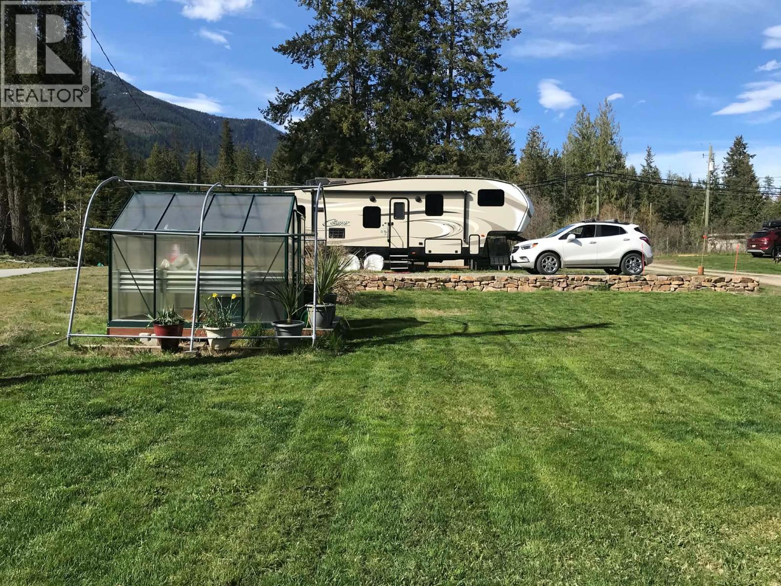 8350 Busk Road, Balfour, British Columbia  V0G 1C0 - Photo 58 - 10385667