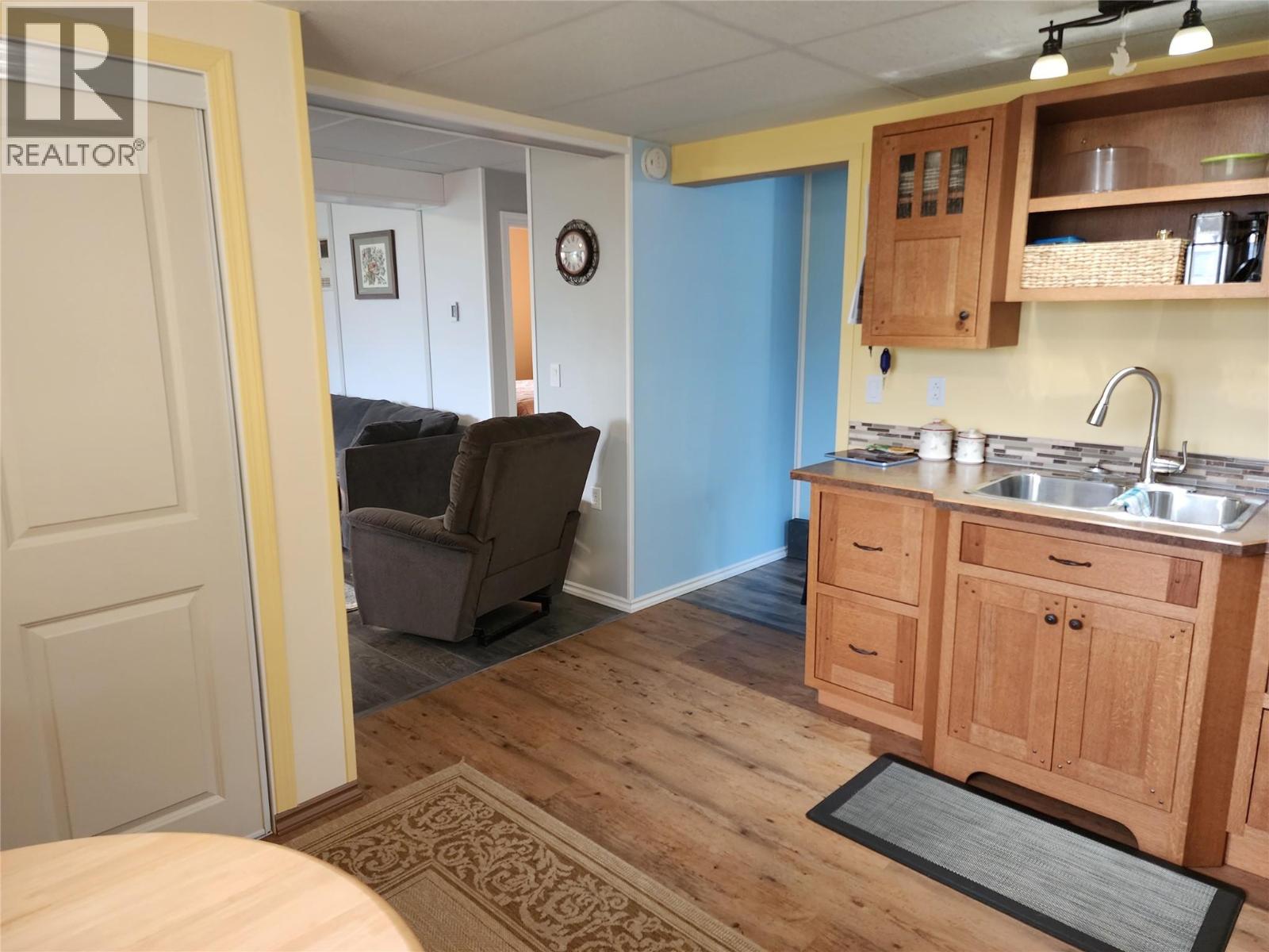 8350 Busk Road, Balfour, British Columbia  V0G 1C0 - Photo 8 - 10385667