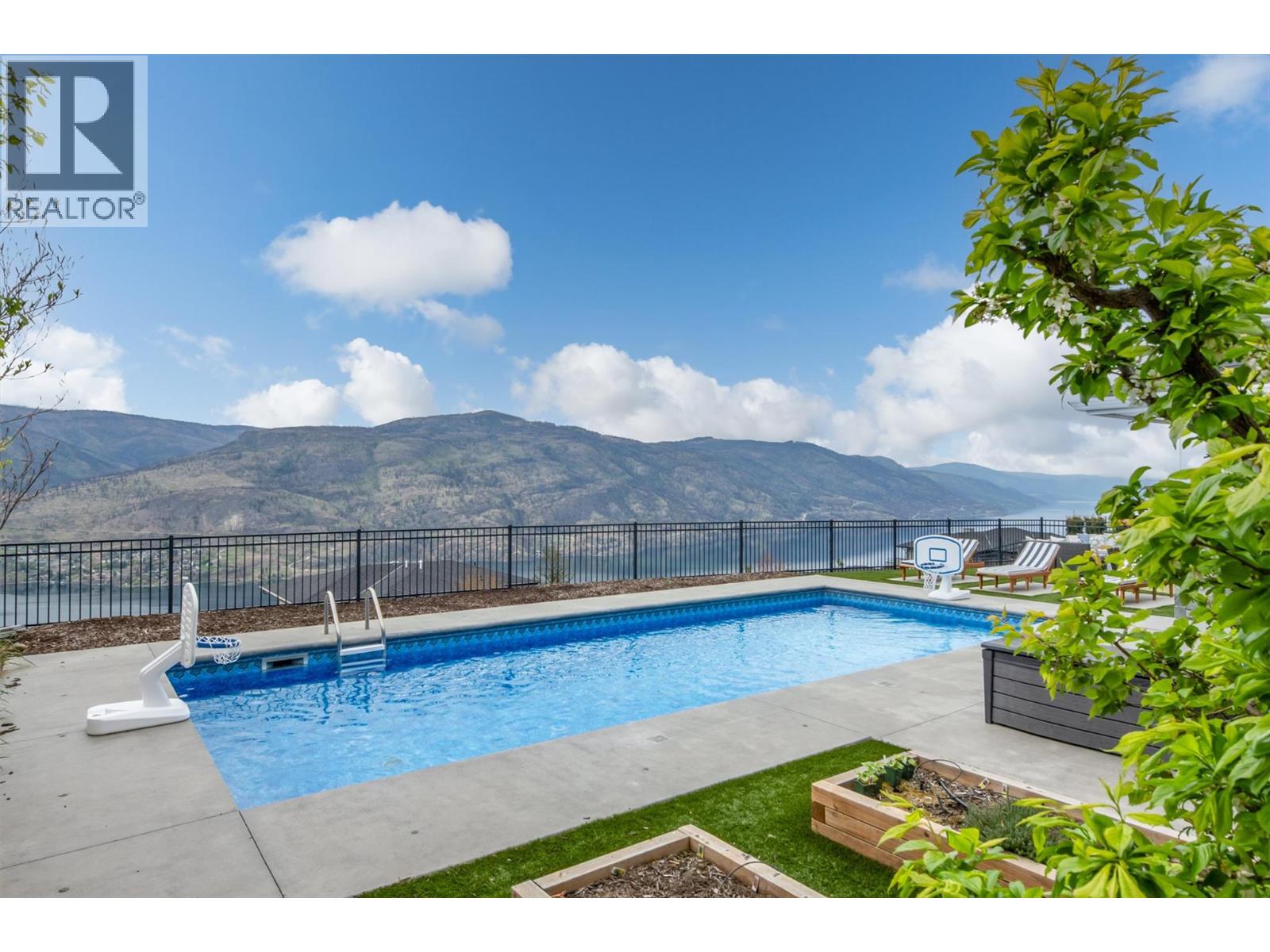 98 Red Sky Court, Kelowna, British Columbia  V1V 3G4 - Photo 36 - 10385633