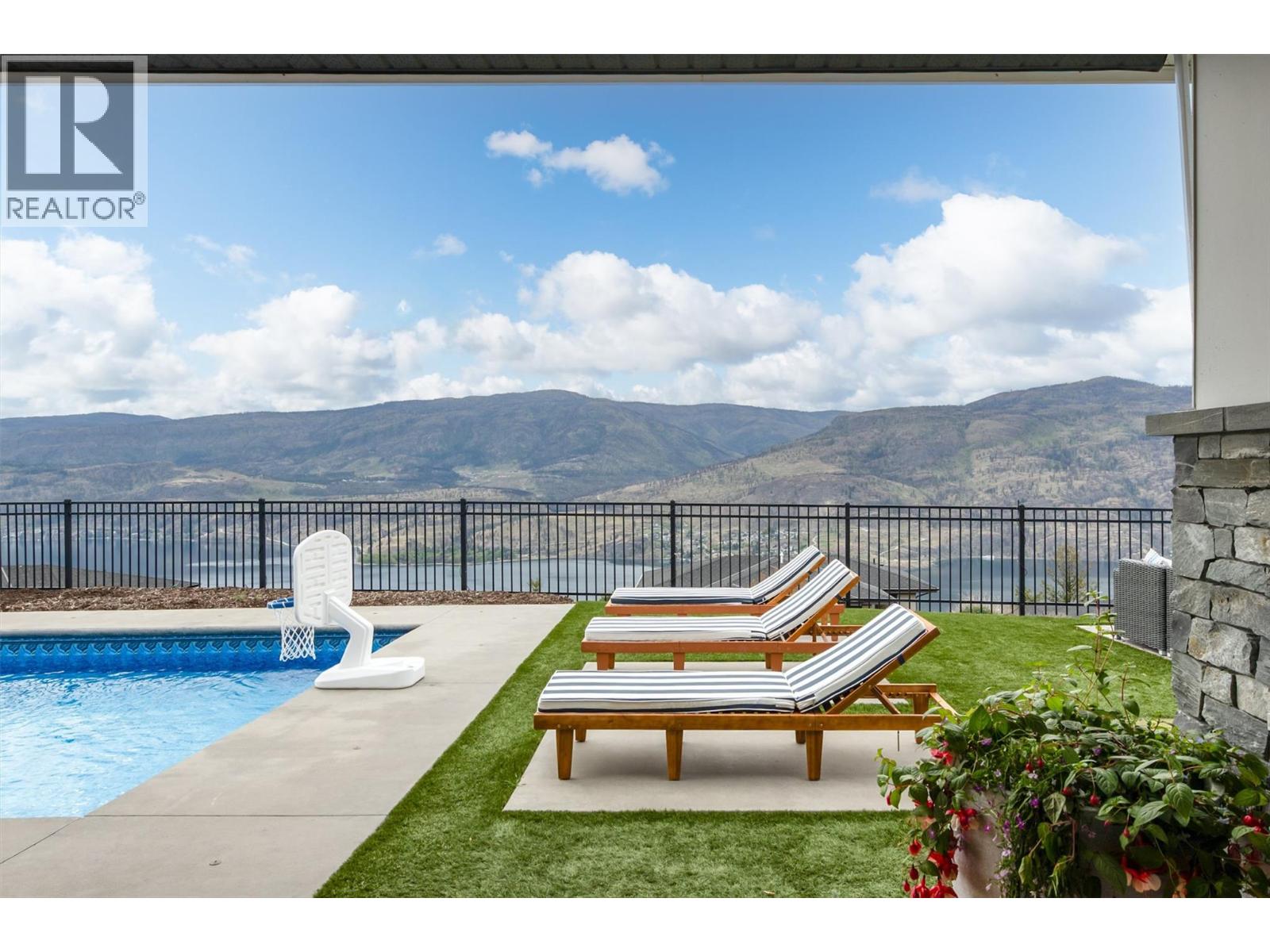 98 Red Sky Court, Kelowna, British Columbia  V1V 3G4 - Photo 42 - 10385633